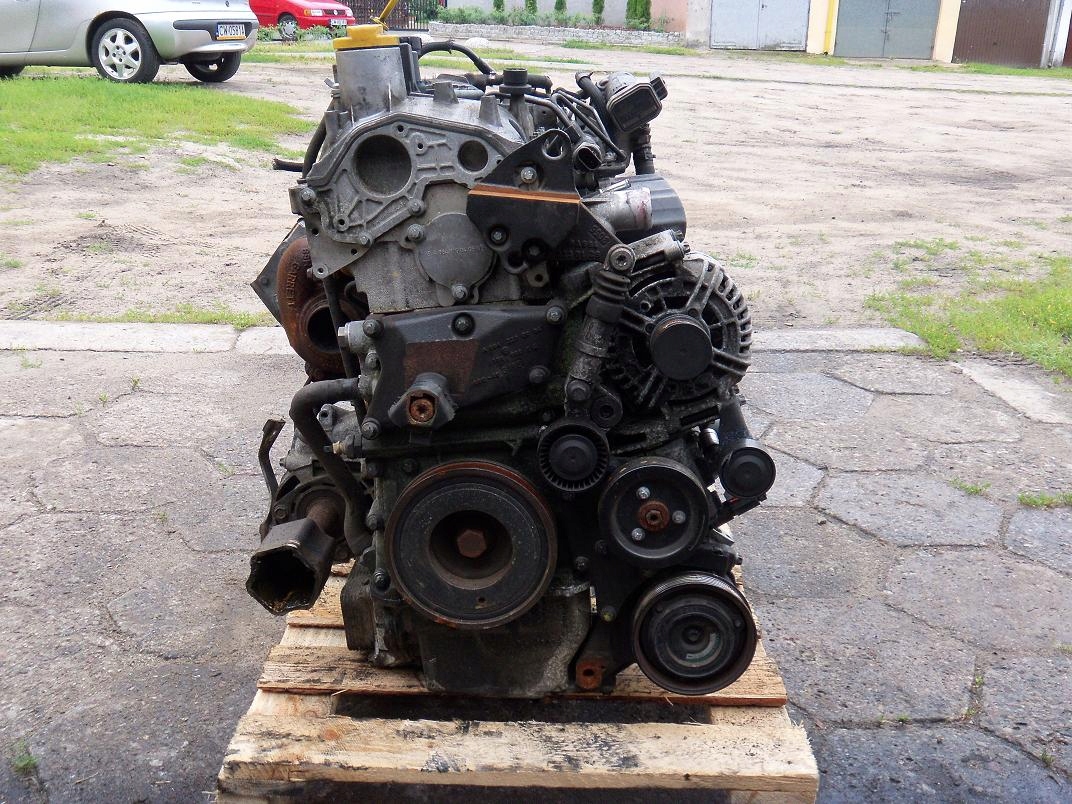 Крайслер пт крузер двигатель 2. Edv двигатель. Chrysler pt cruiser мотор 2,4. 4. Chrysler pt cruiser 2.