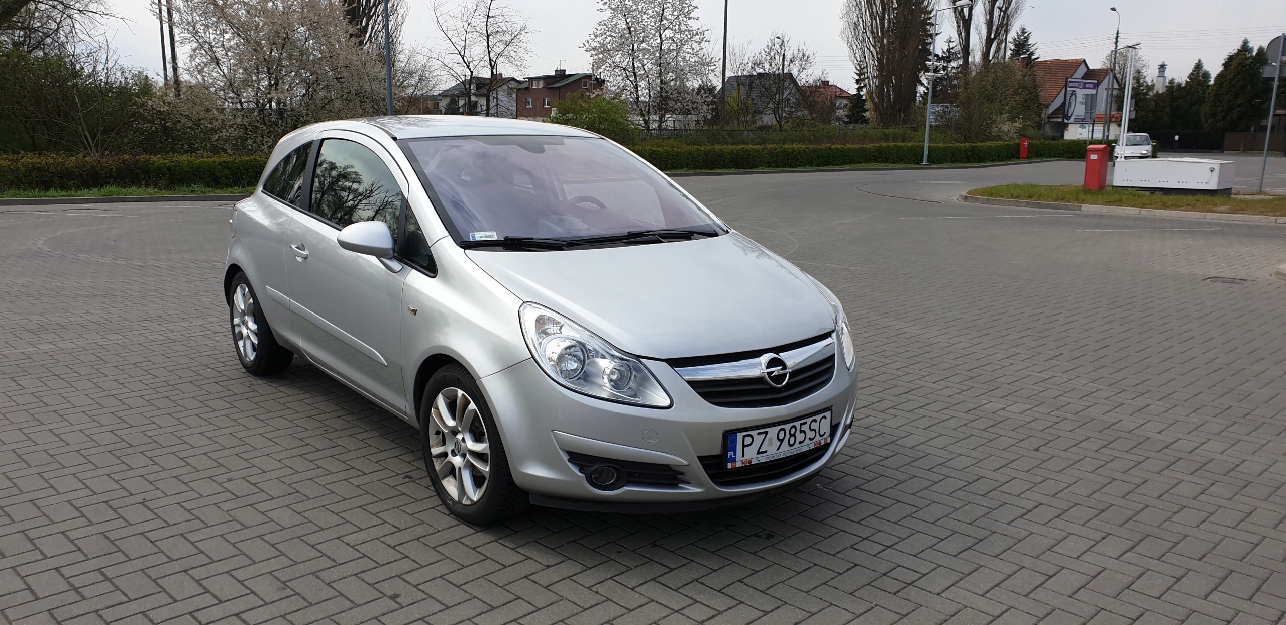 Opel Corsa D automat 7988547342 oficjalne archiwum allegro