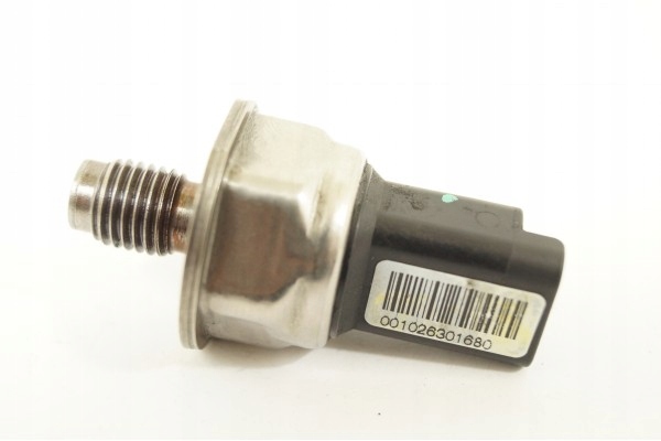 0 бензин. Датчик давления форд фокус. Датчик давления топлива форд фокус 1. 8. Датчик давления топлива форд фокус 2 2.