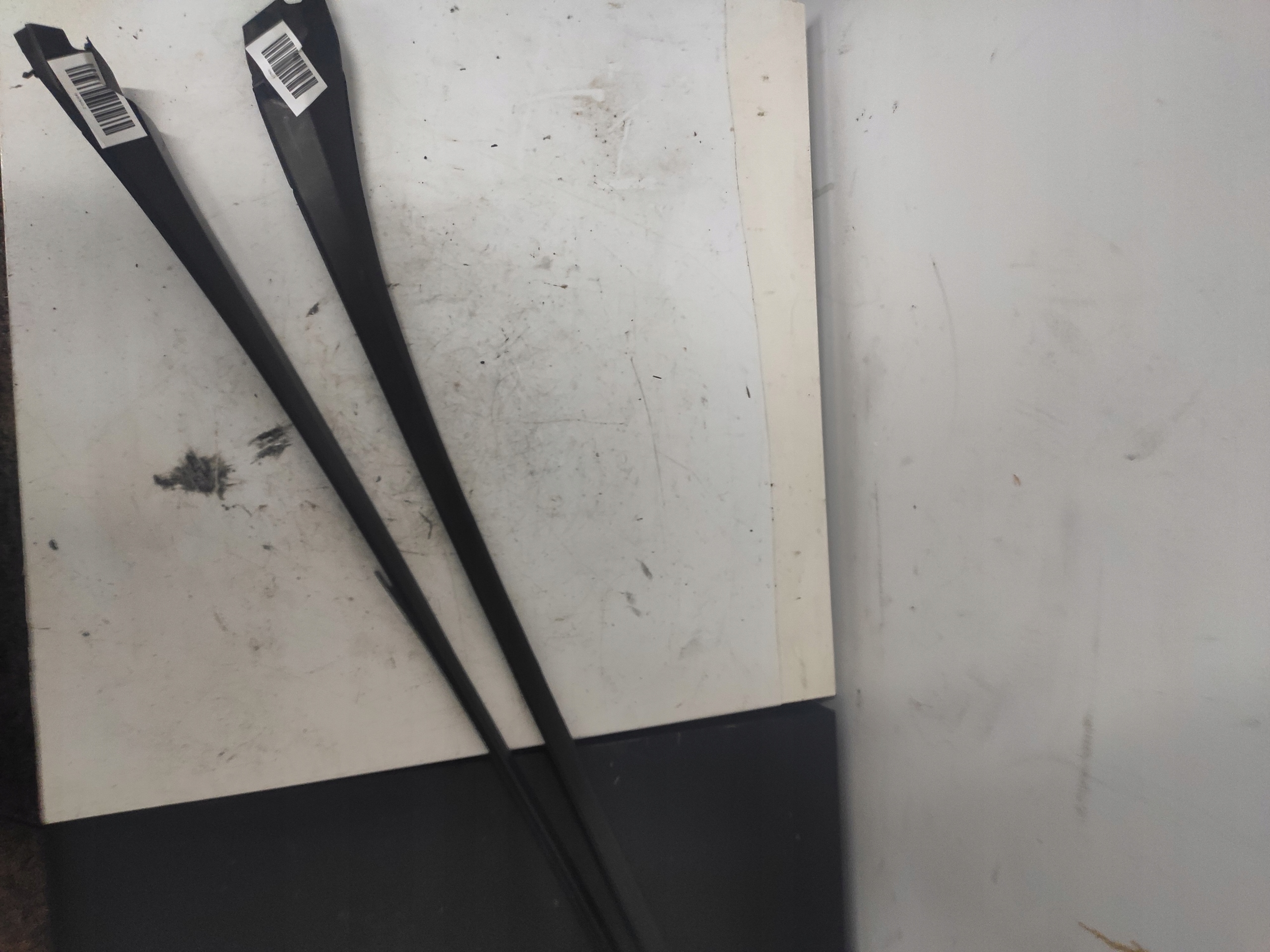 молдинг лобового стекла форд галакси 2008. молдинг лобового стекла s max. молдинг лобового стекла форд s-max правый. молдинг лобового стекла s max. молдинга стекла лобового левый s-max ford 1755124.