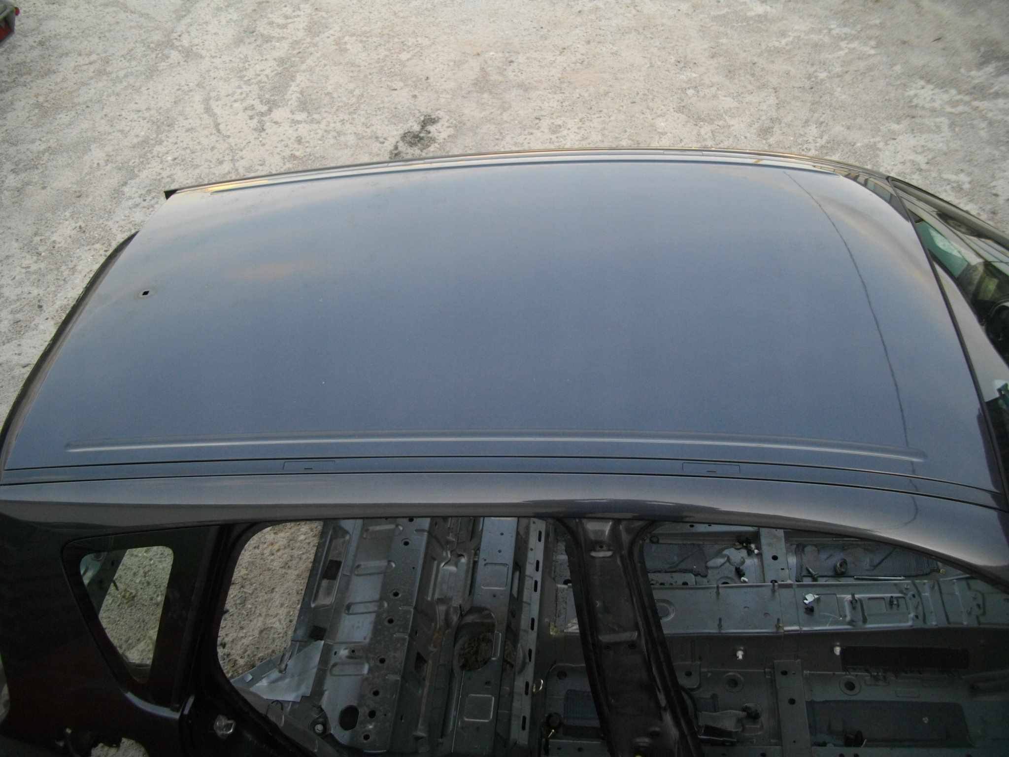 Крыша запчасть. Рено логан с панорамной крышей. Крыша в сборе колеос 2013. Рено колеос белый с панорамной крышей. Крыша рено логан.