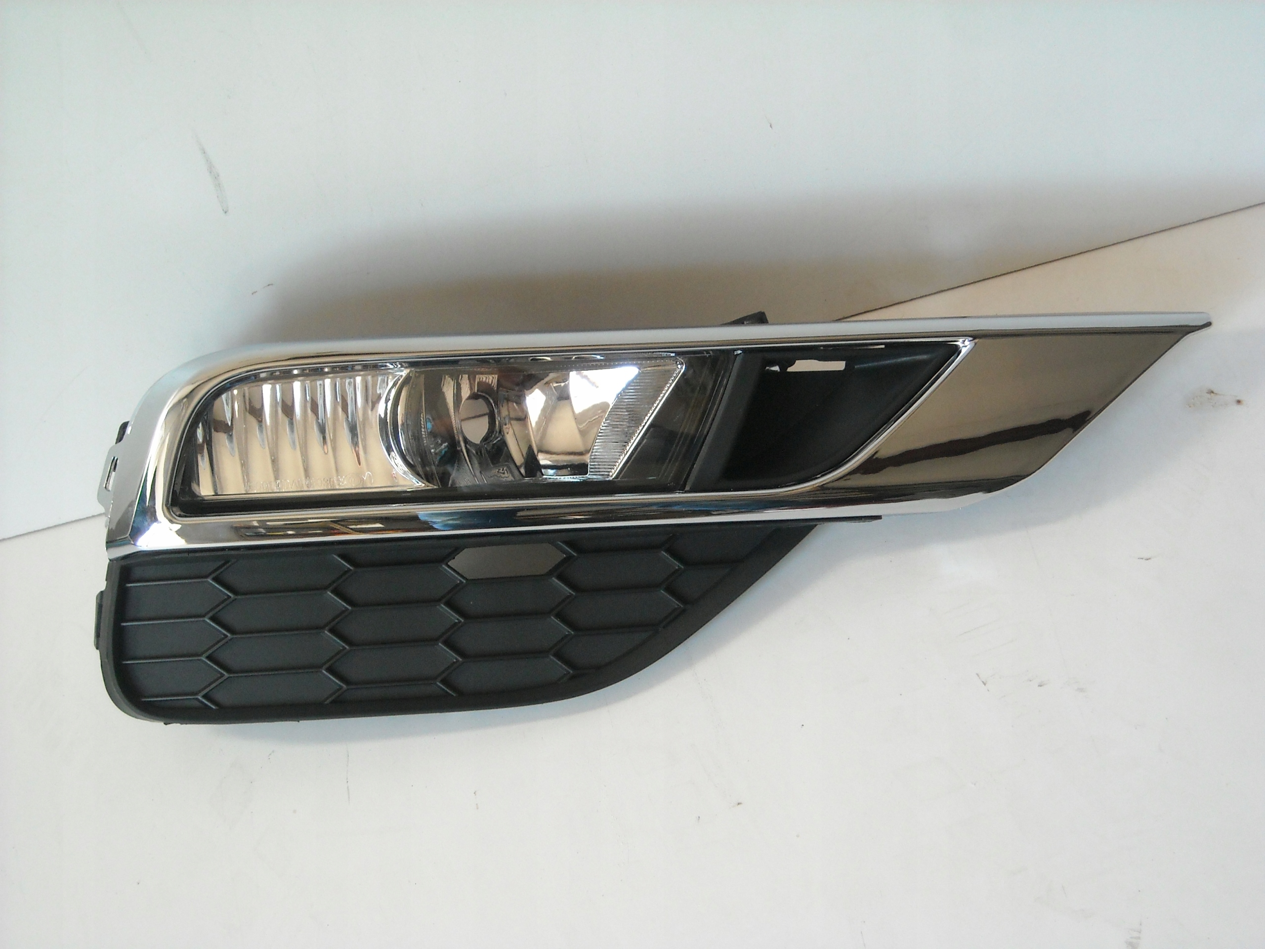 HONDA CRV 15 nowy halogen prawy CRV po 2015