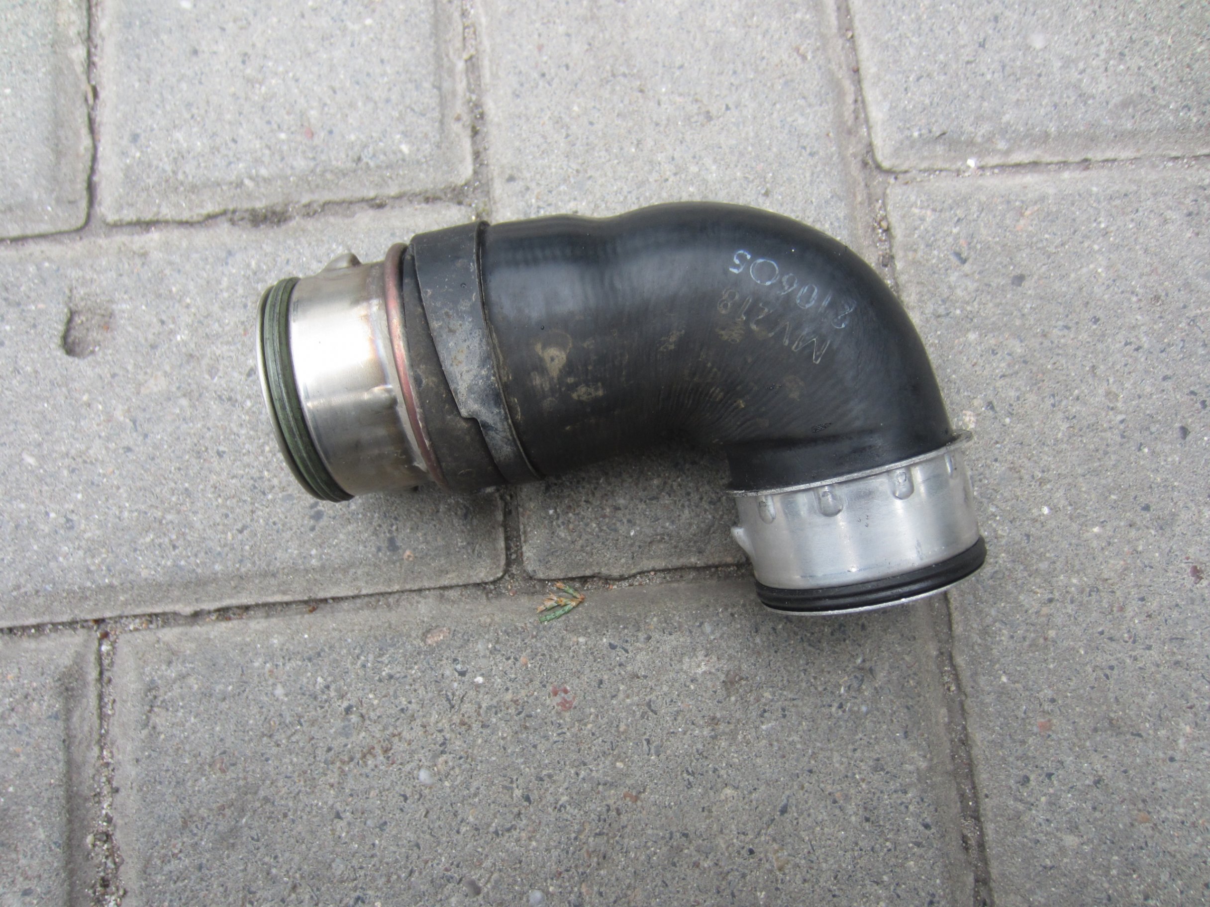 патрубок турбины шкода суперб. 9 tdi. патрубок турбины 1. патрубок турбины 1. Vw 1.