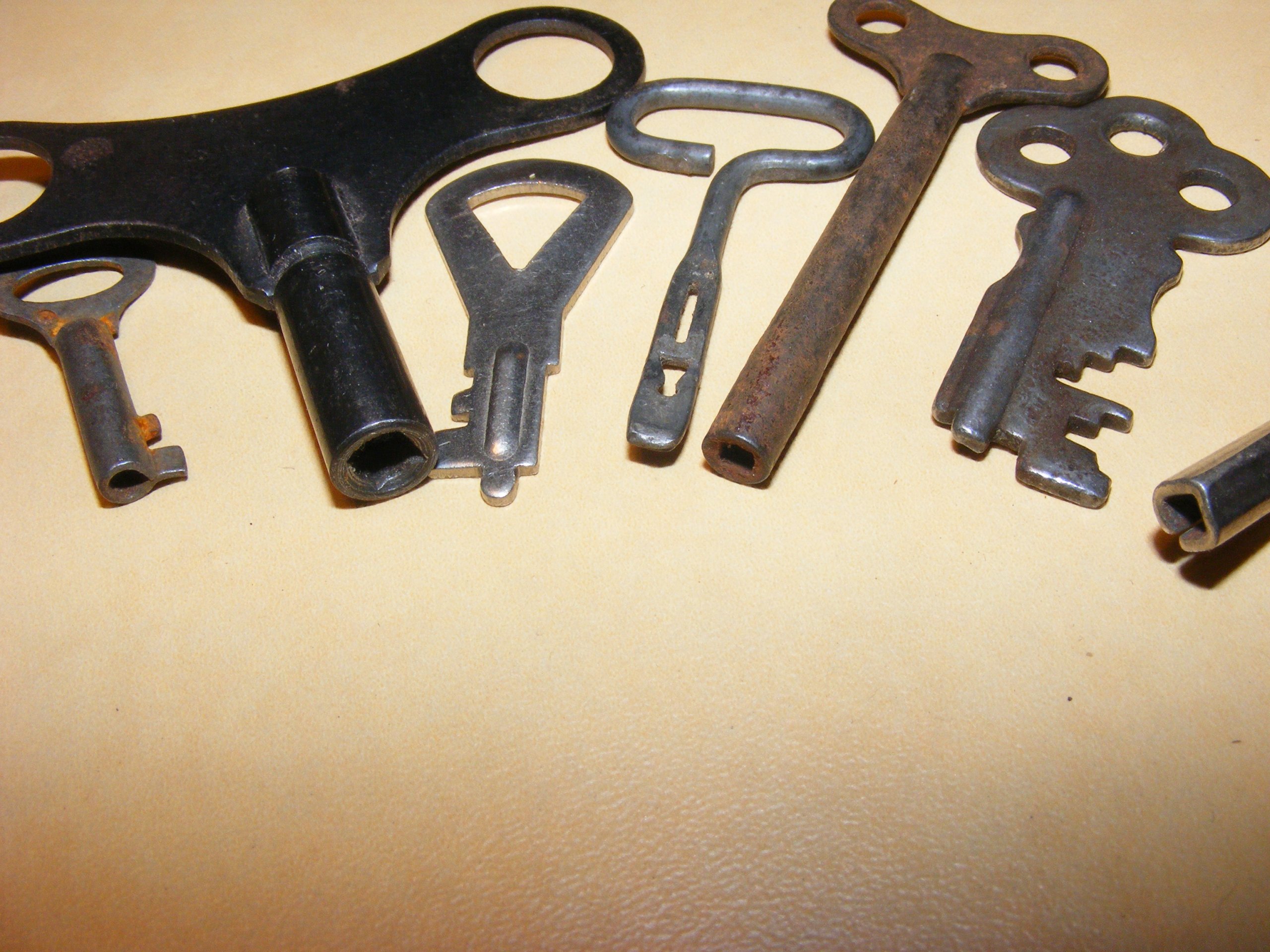 Kultowe Klucze Zegar Zabawka Walizka Kłódka 7064102900 Oficjalne Kultowe Klucze Zegar Zabawka Walizka Kłódka 7064102900 Oficjalne