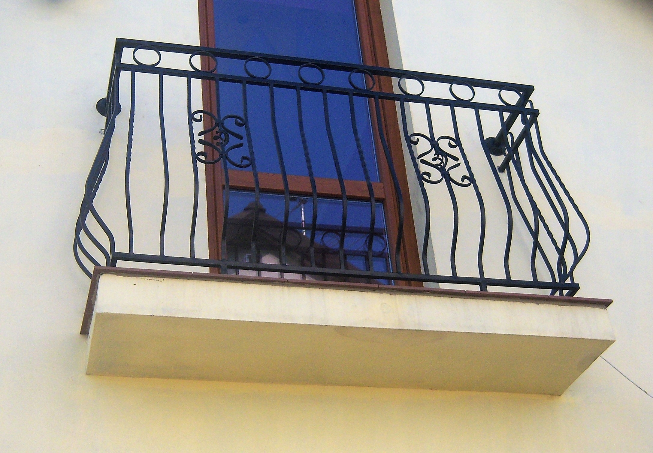 barierki kute na balkon wzory