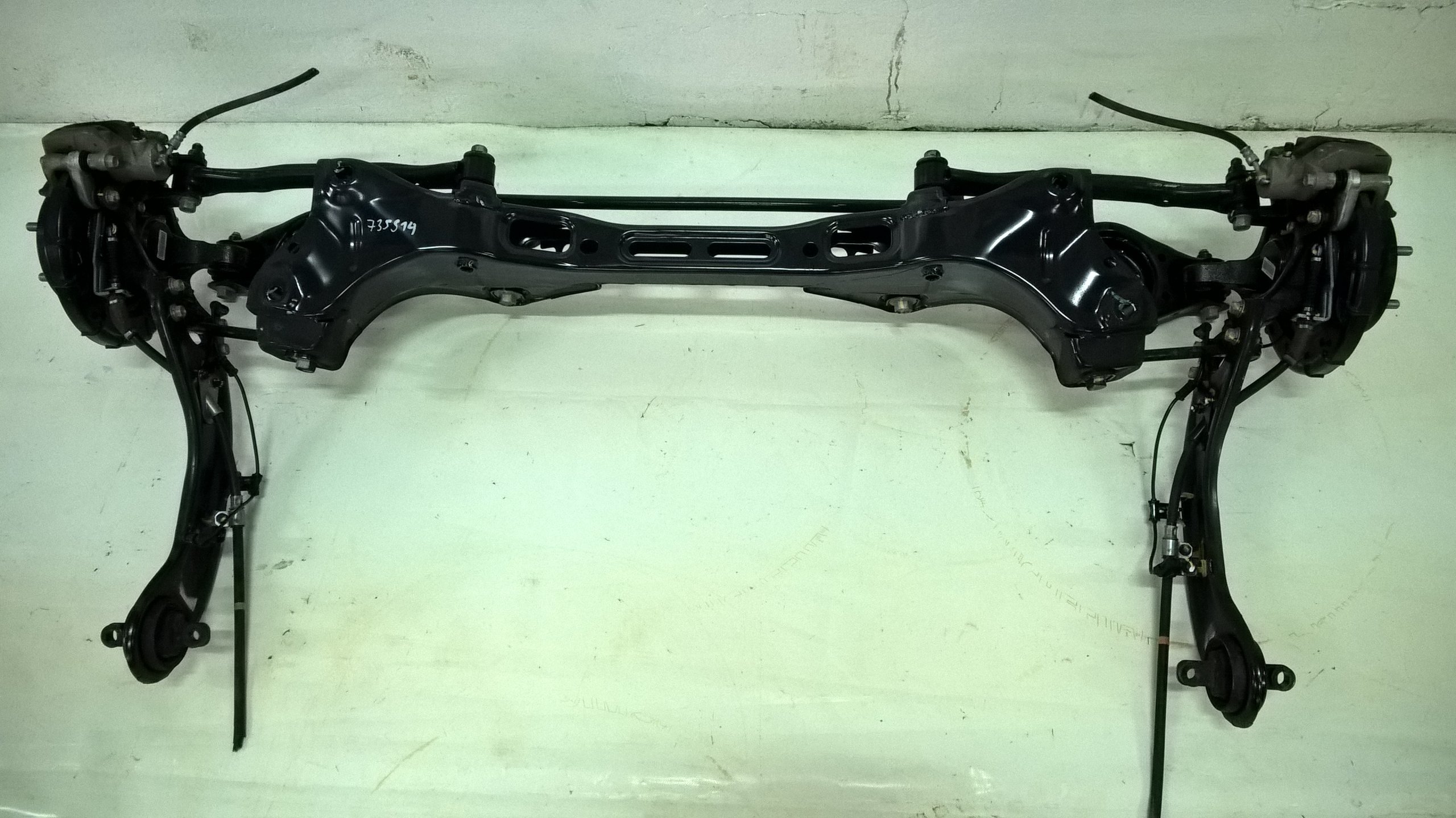 KIA SPORTAGE III ZAWIESZENIE TYL TYLNE BELKA WÓZEK 6895261934