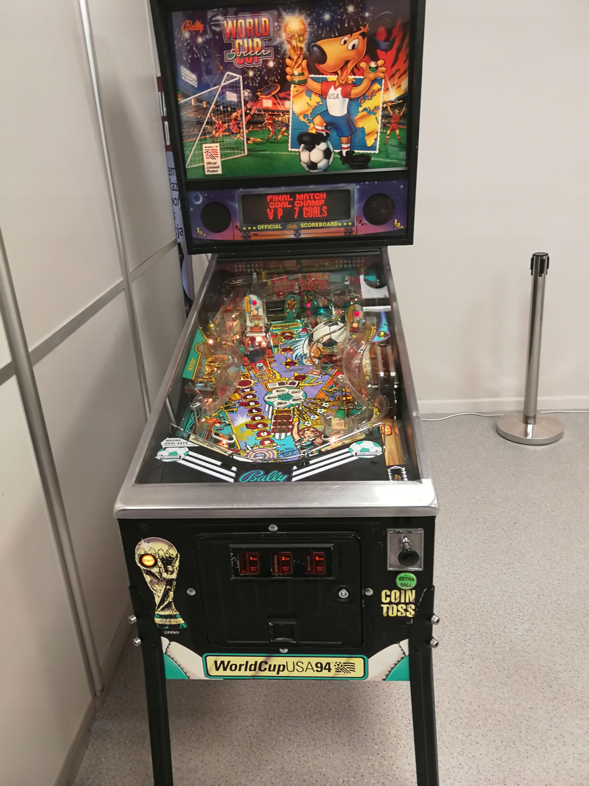 Flipper World Cup 94 firmy Bally pinball 7655696500 oficjalne archiwum allegro