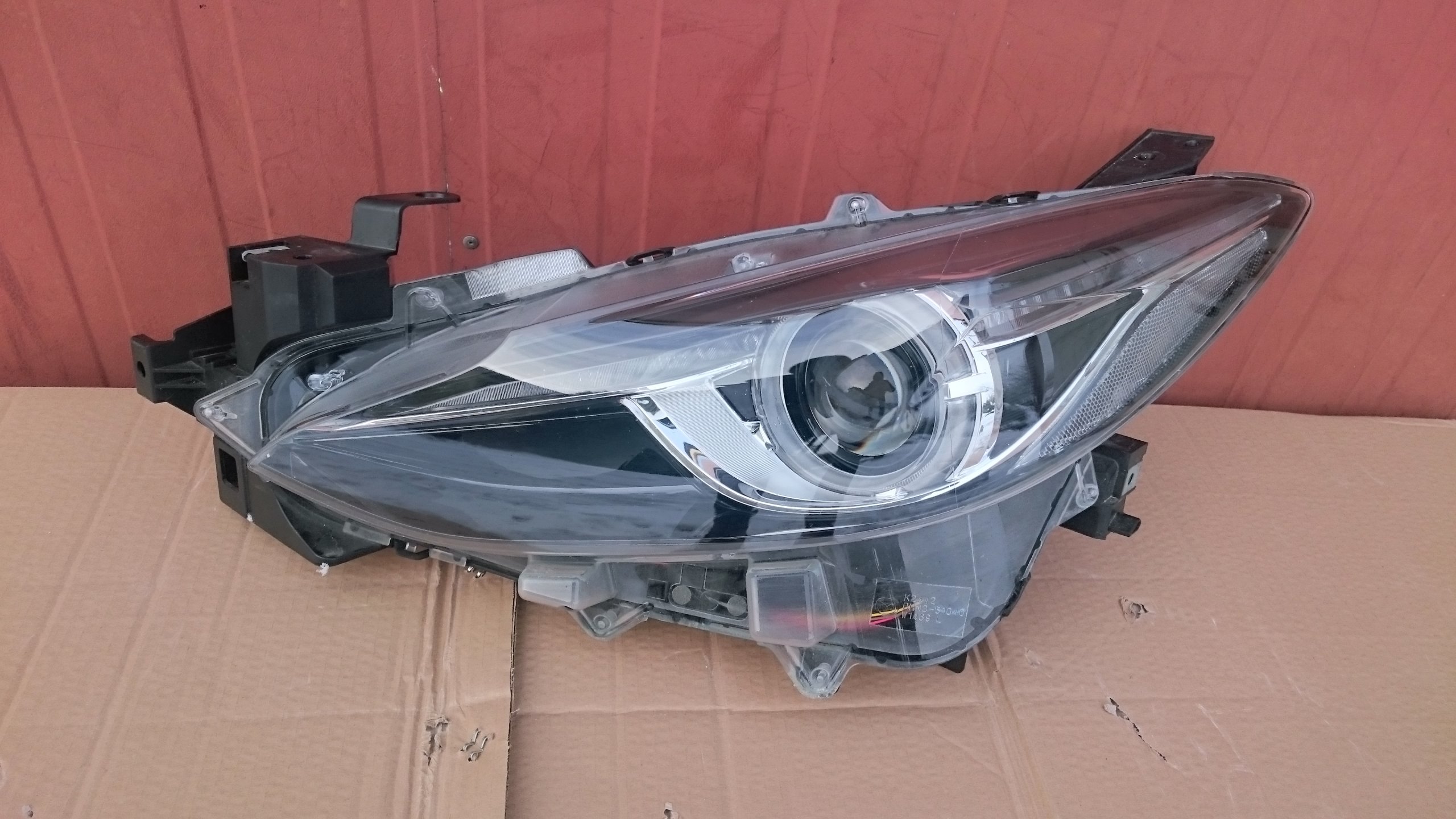 MAZDA 3 III 2013 LEWA LAMPA PRZEDNIA XENON ŁADNA