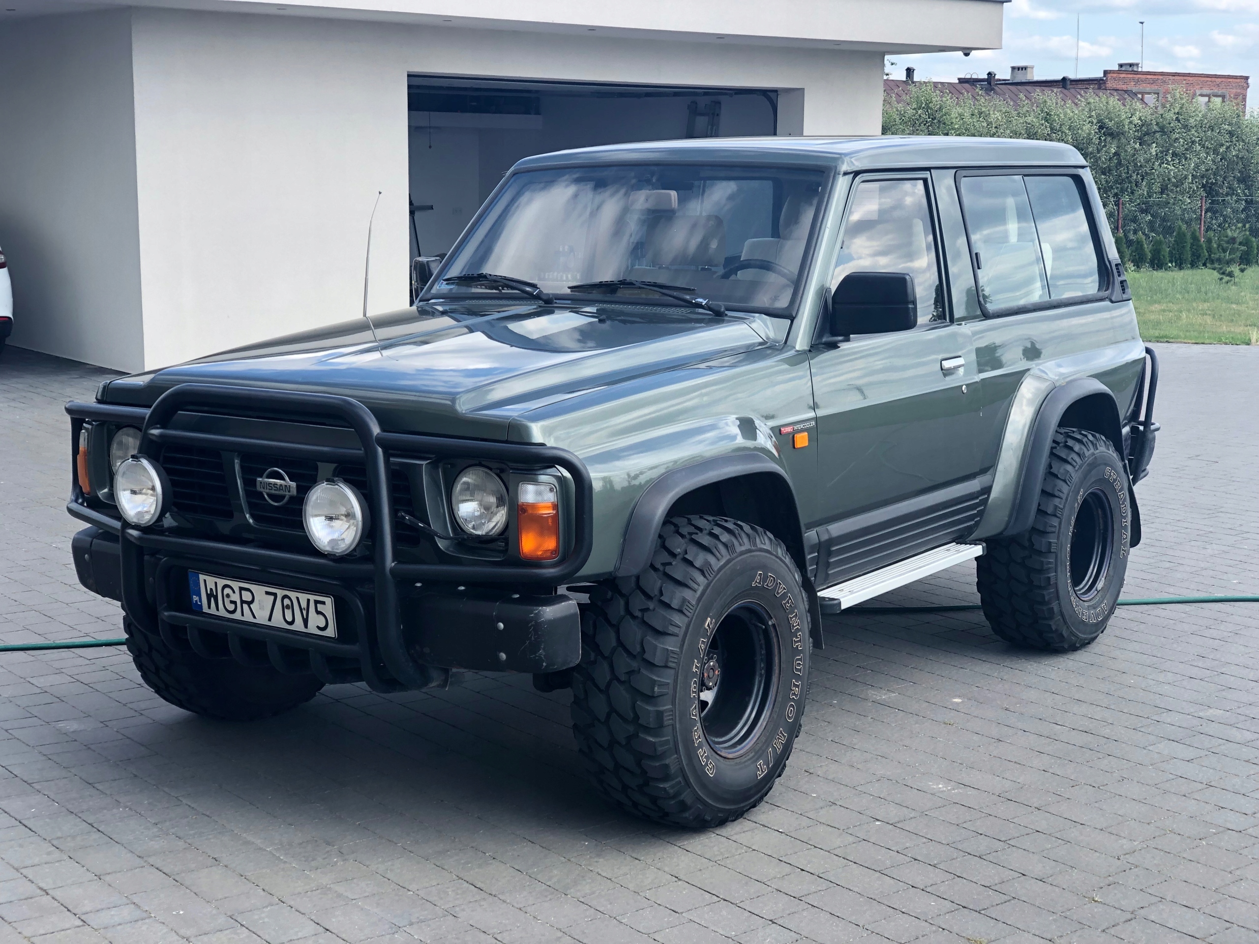 Ниссан патрол у60 купить. Nissan Patrol y60. Ниссан Патрол 60. Nissan Patrol gr y60. Nissan Patrol 1995 y60.