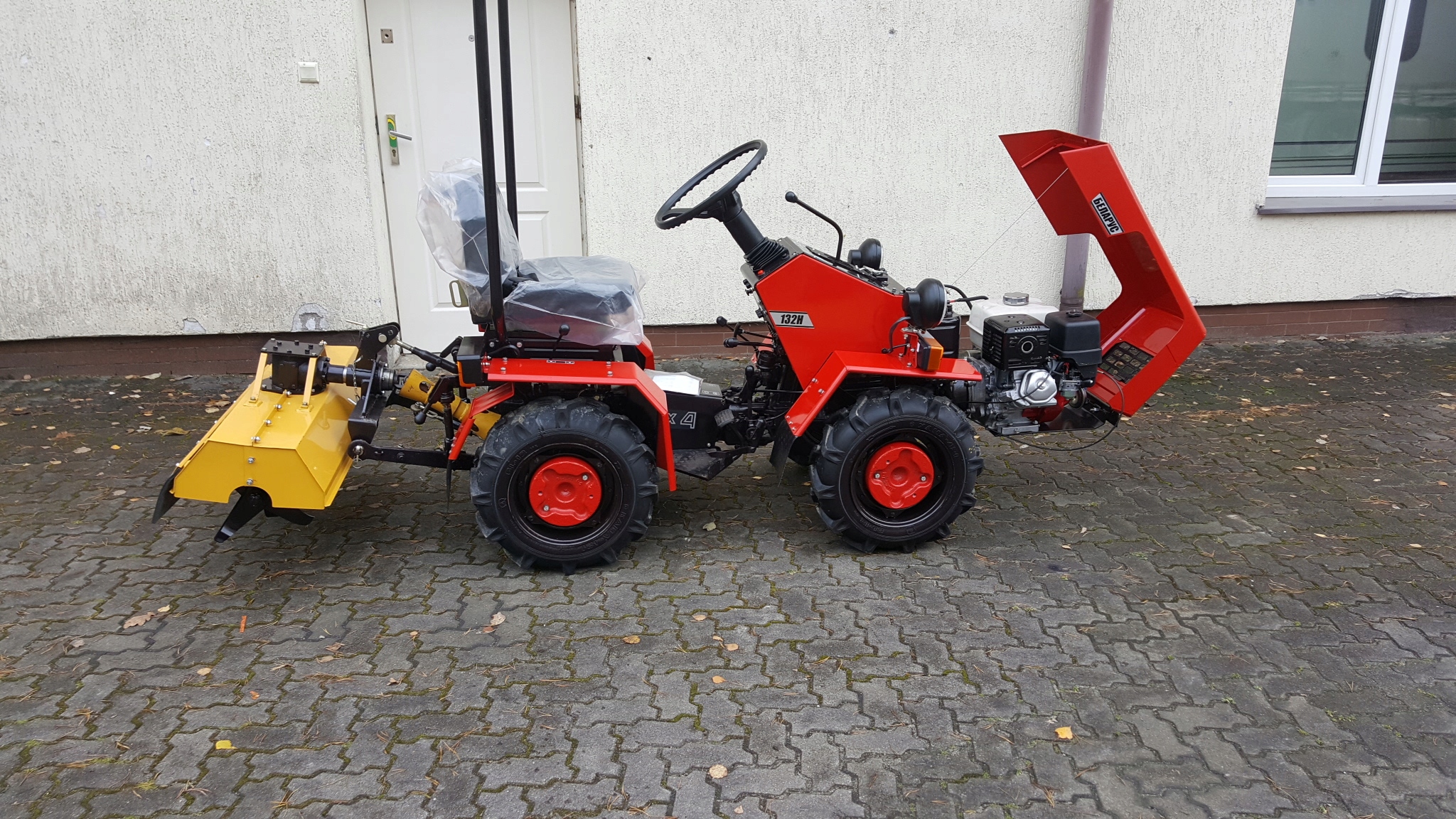 MiniTraktor Ciągnik Belarus 132H 12 KM MTZ grand 8118232378