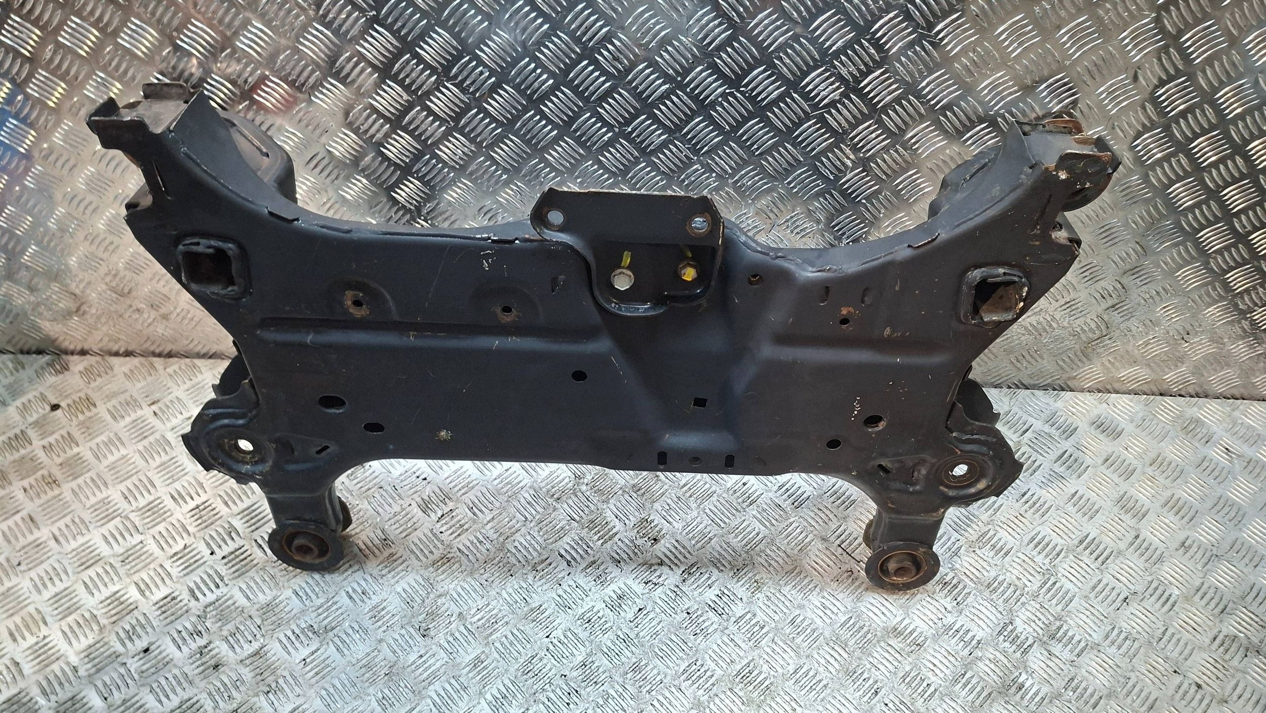 axle beam front FIAT FREEMONT 2.0 JTD 2WD 2011