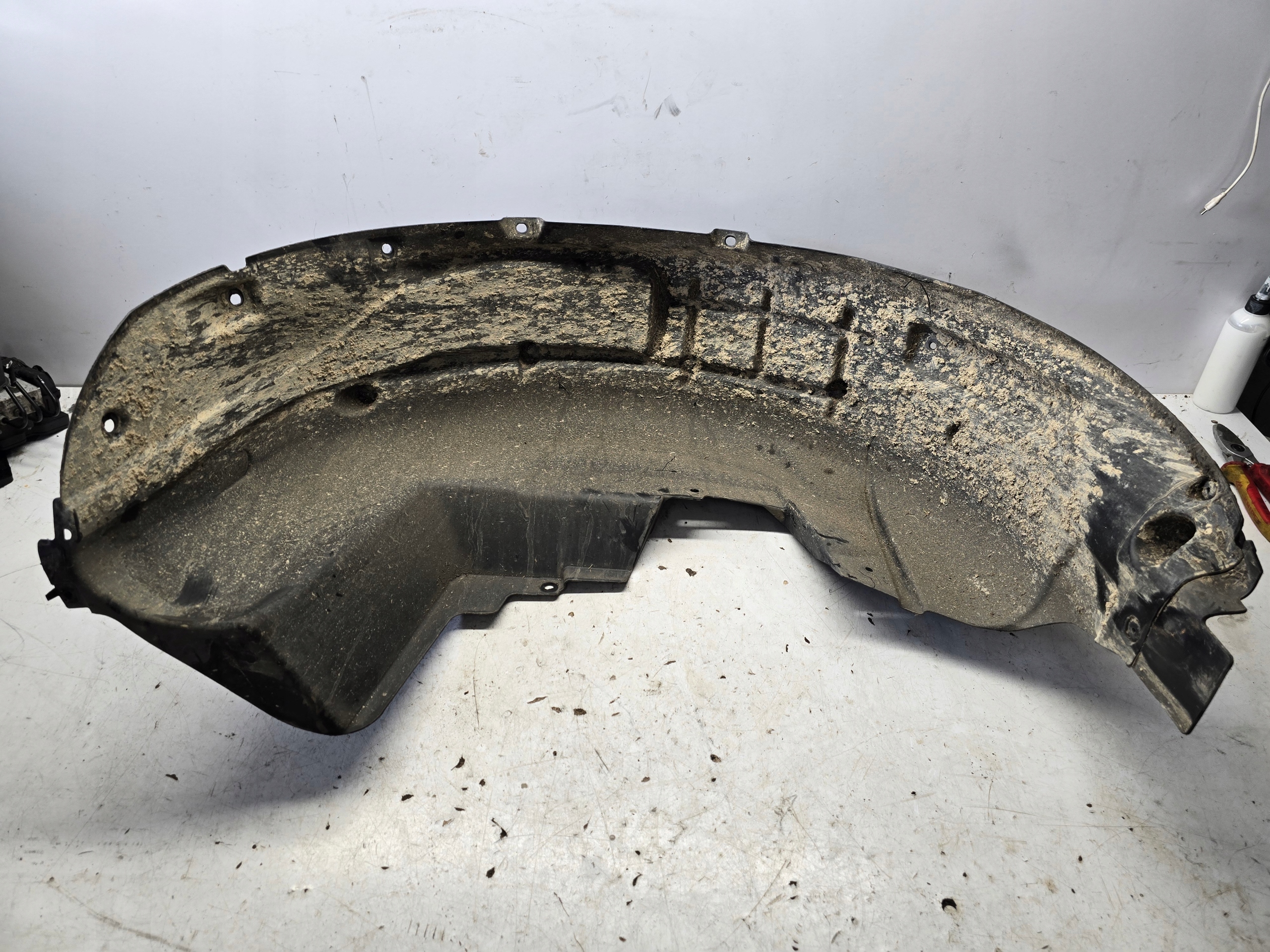 OPEL GRANDLAND X mudguard right rear part right rear. original