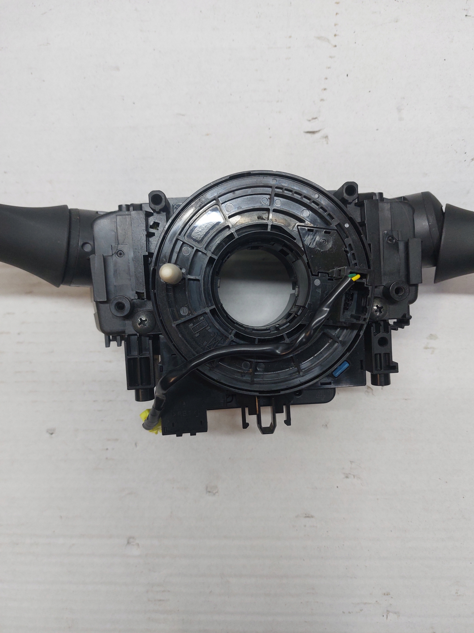 steering wheel levers and controls ring NISSAN X-TRAIL T32 25554-4CE0A