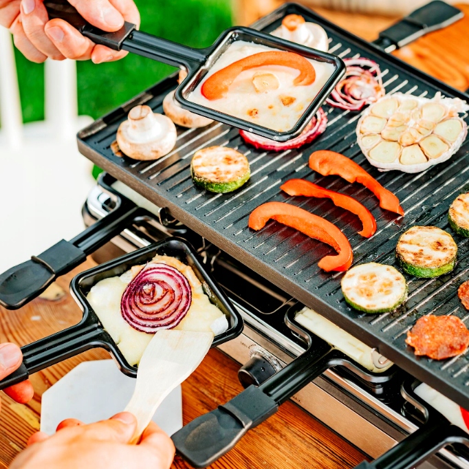 Grill Raclette Elektryczny AD 6616 1400W 8 Osób Płyta Grill + Patelenki