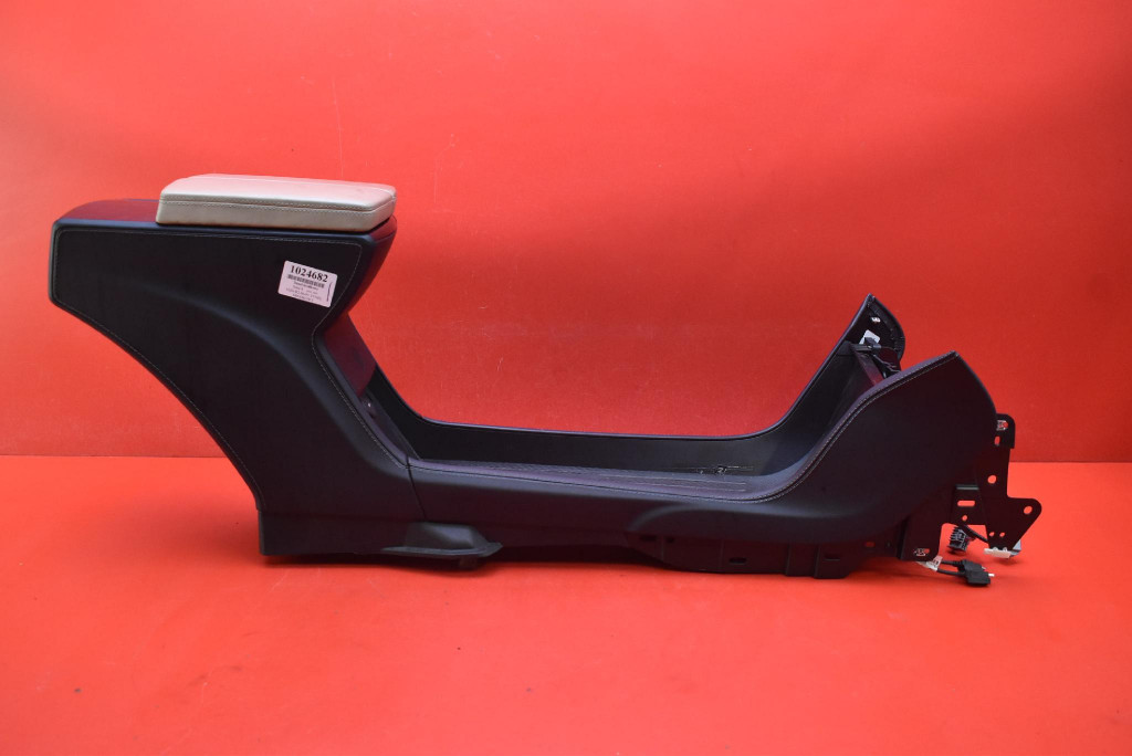 TUNEL central armrest EU TESLA MODEL S 12-20