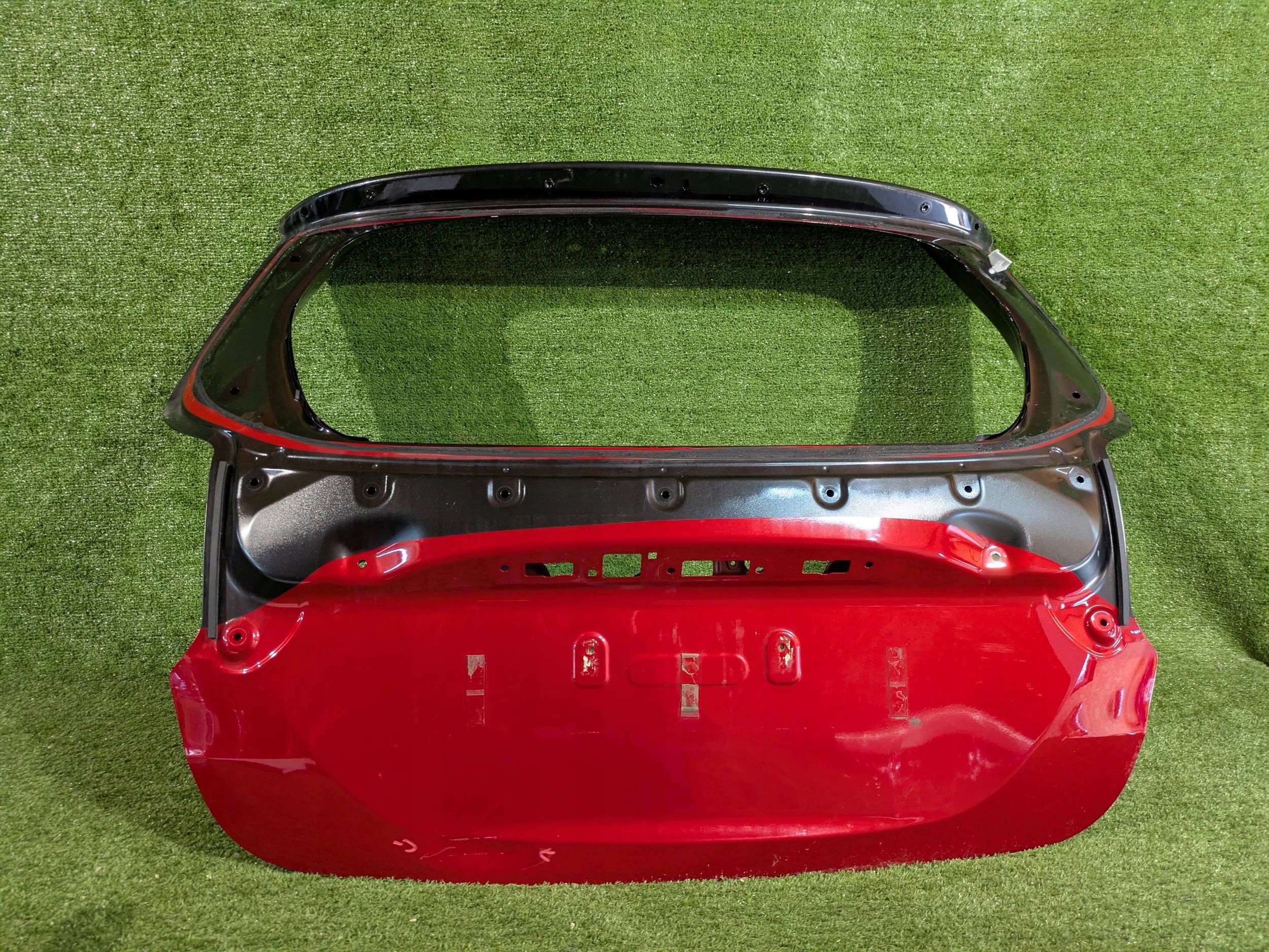 boot doors rear part boot TOYOTA YARIS IV NR.221