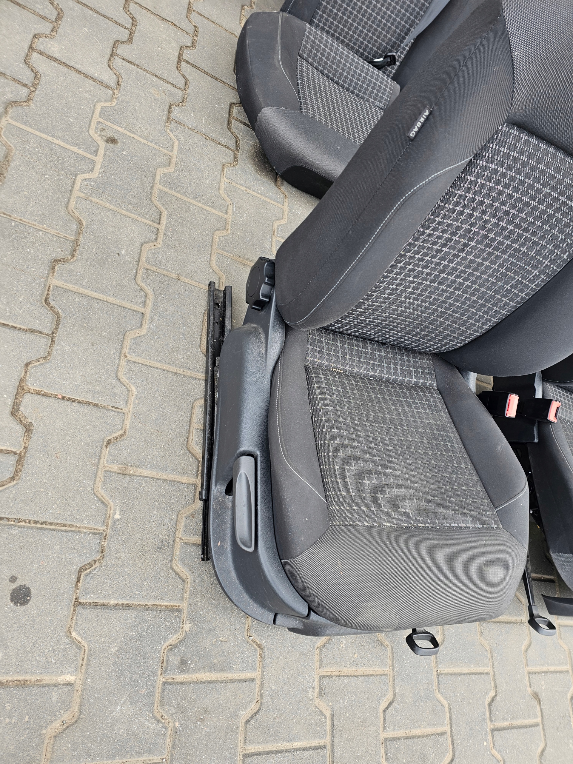 KOMPLET Sitze VW POLO 6R 6C 5D EUROPA