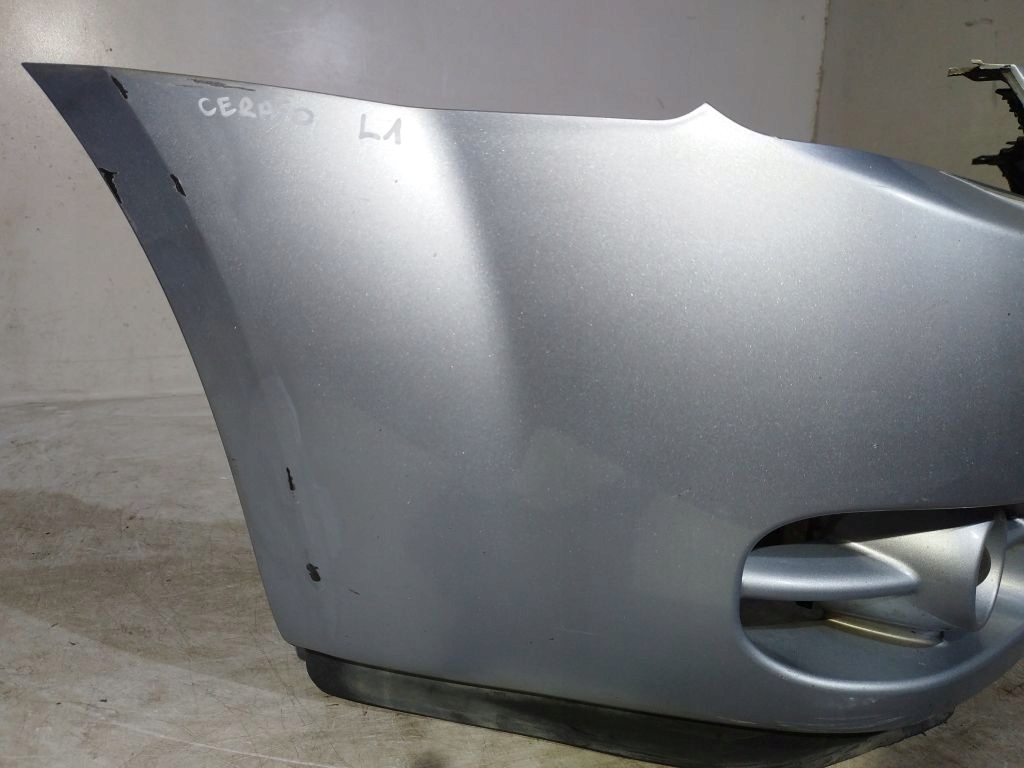 Kia Cerato and bumper front front L1