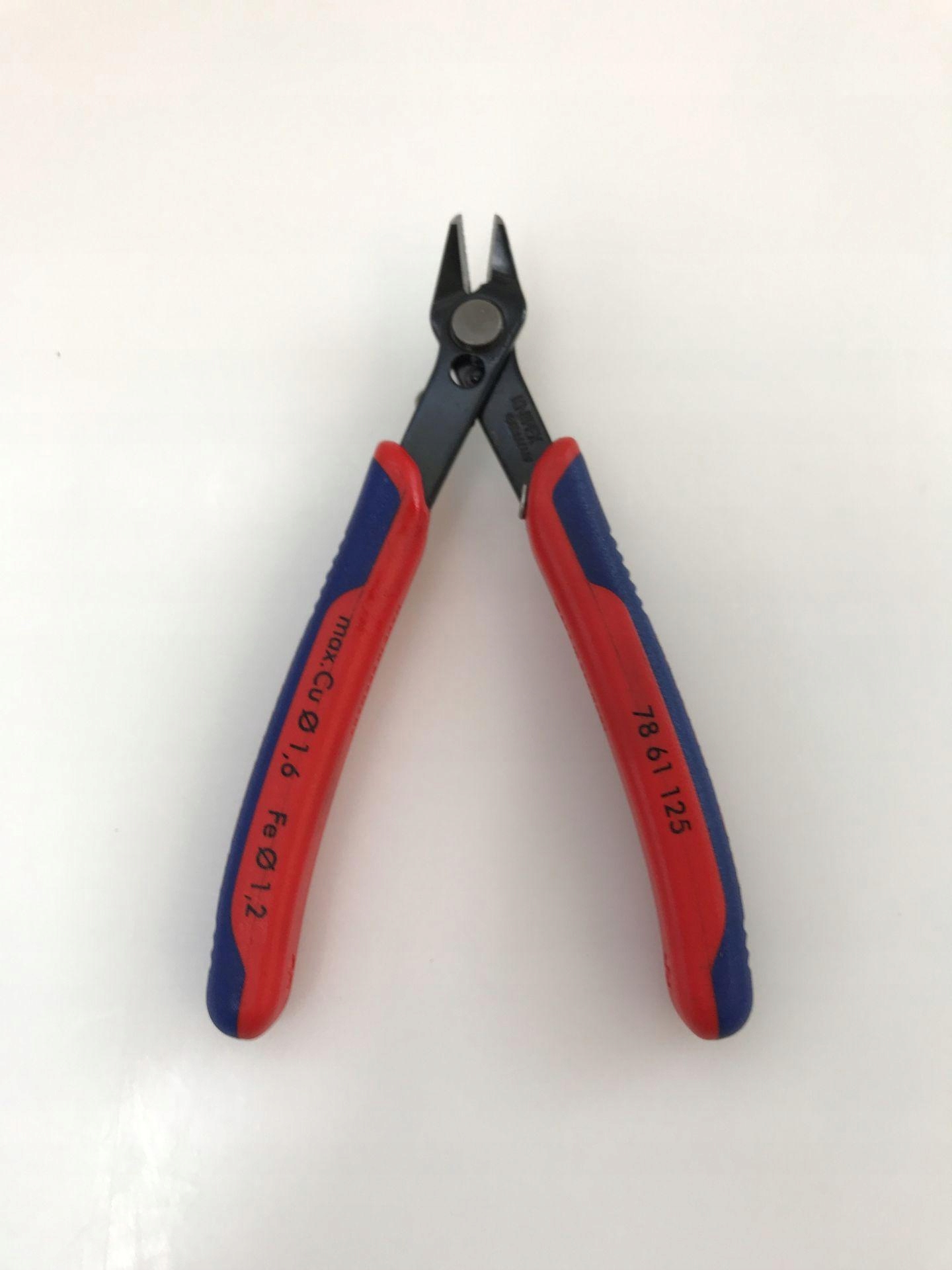 SZCZYPCE UNIWERSALNE KNIPEX 7861125 Marka Knipex