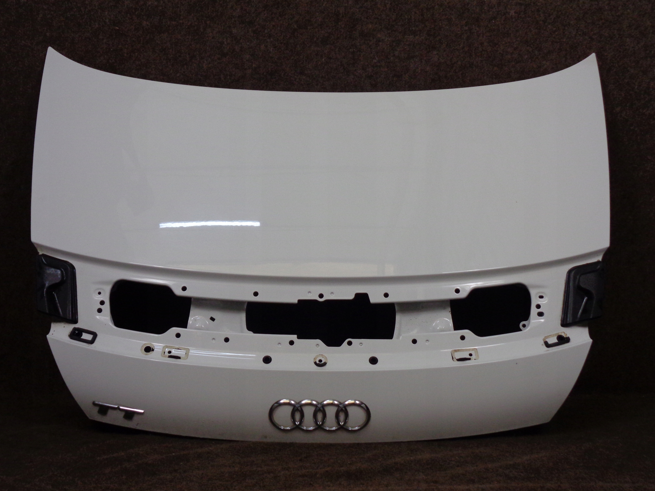 AUDI TT 8S0 CABRIO KLAPA TYLNA W KOLOR LY9C