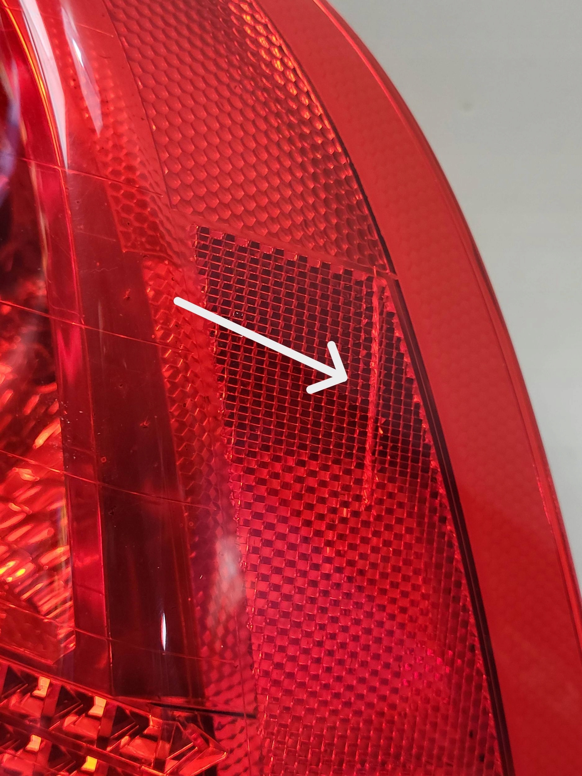 VOLVO S60 I LIFT 2004-2009 PRAWA TYLNA LAMPA Strona zabudowy prawa