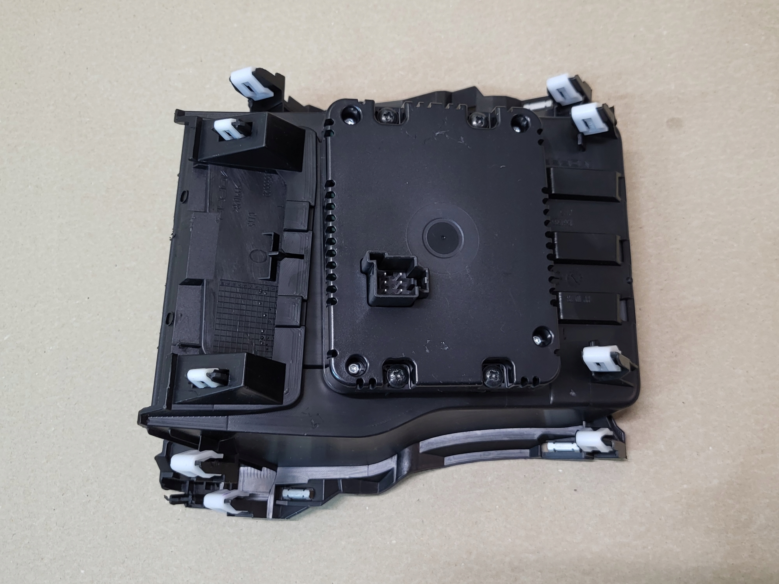 LADOWARKA INDUKCYJNA module plato Alfa Romeo Tonale original