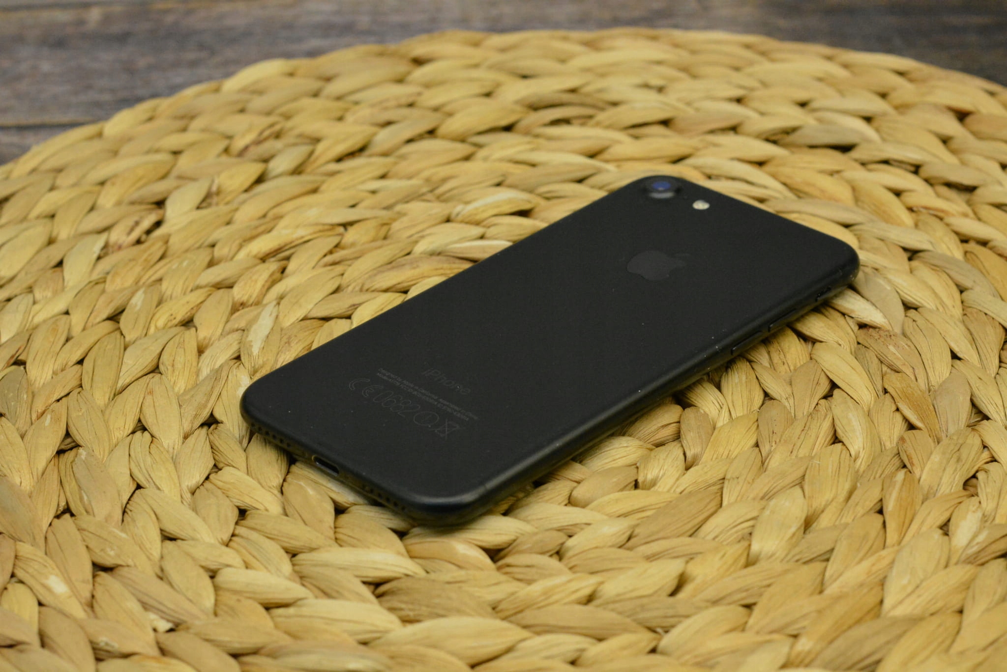 ☆即日発送・美品☆iPhone 7 Black 32GB #4 - スマートフォン本体 ☆即日発送・美品☆iPhone 7 Black 32GB #4 - スマートフォン本体
