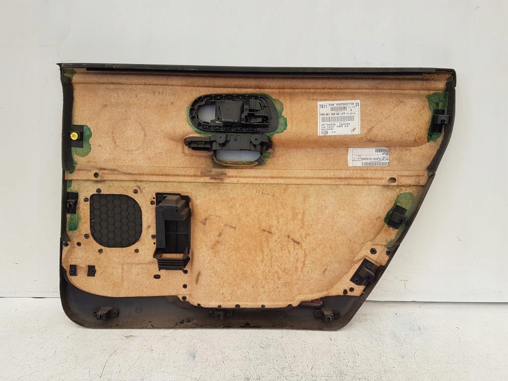 BOCZEK DRZWI LEWY TYŁ FORD GALAXY MK2 2.8 V6 Typ samochodu Samochody osobowe