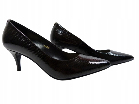 Čokoládové klasické nízké lodičky s elegantním koženým podpatkem Sala 36