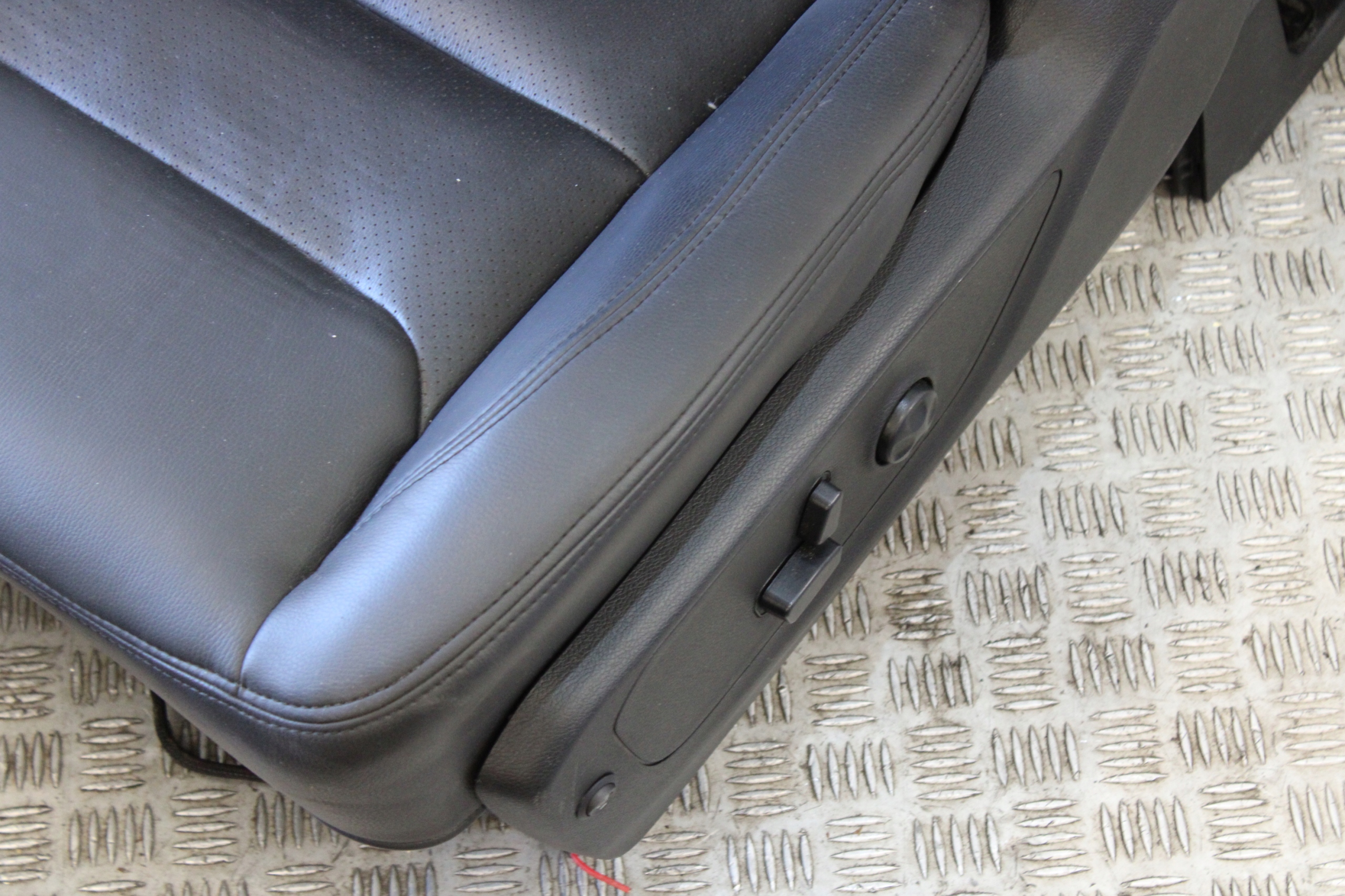 seats inner upholstery leather SKORY DODGE RAM V 5