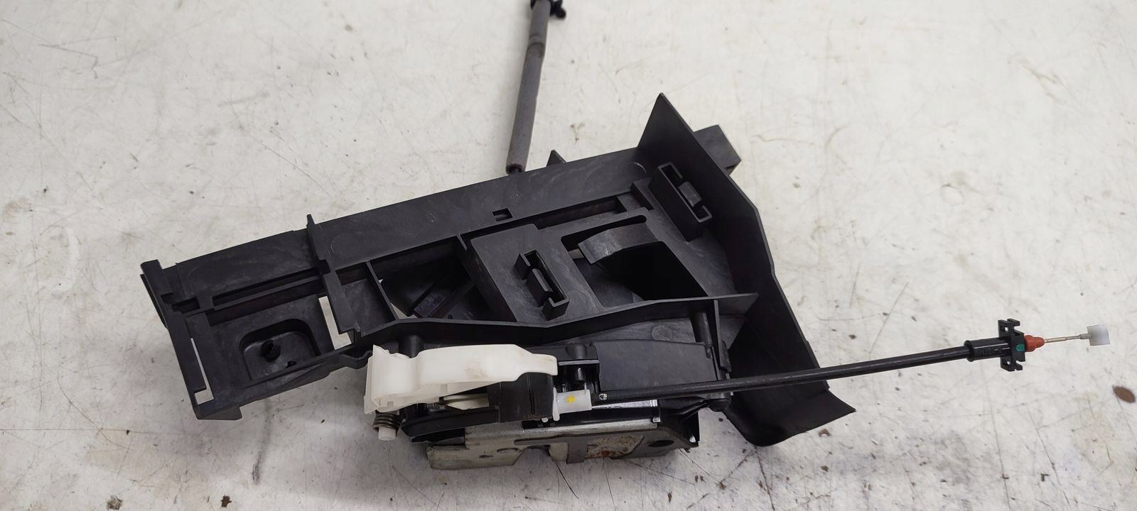 lock door rear part rear left Ford Focus MK3