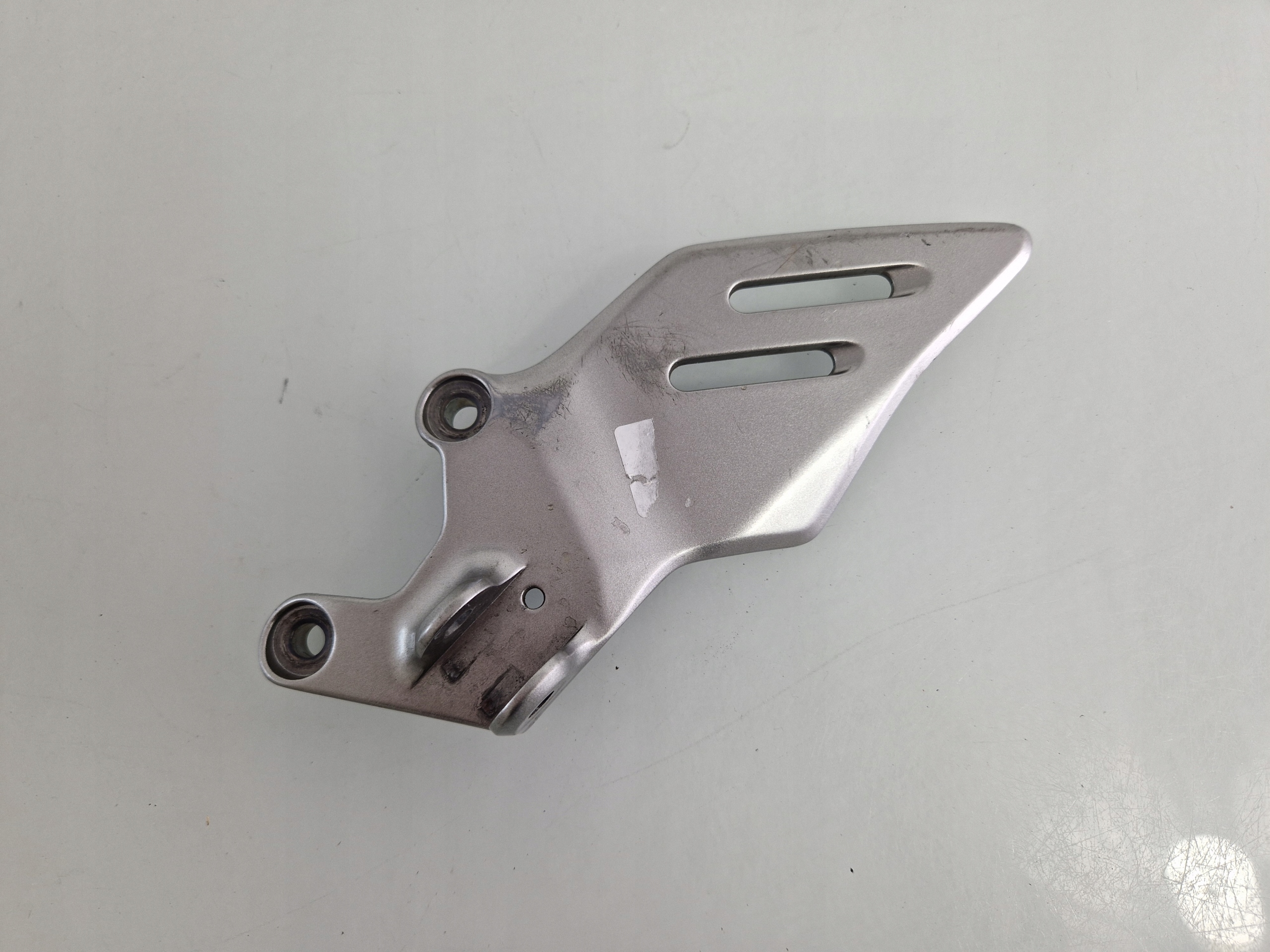 B7N-2 - I407 YAMAHA MT-09 MT09 set кріплення переднє ліве