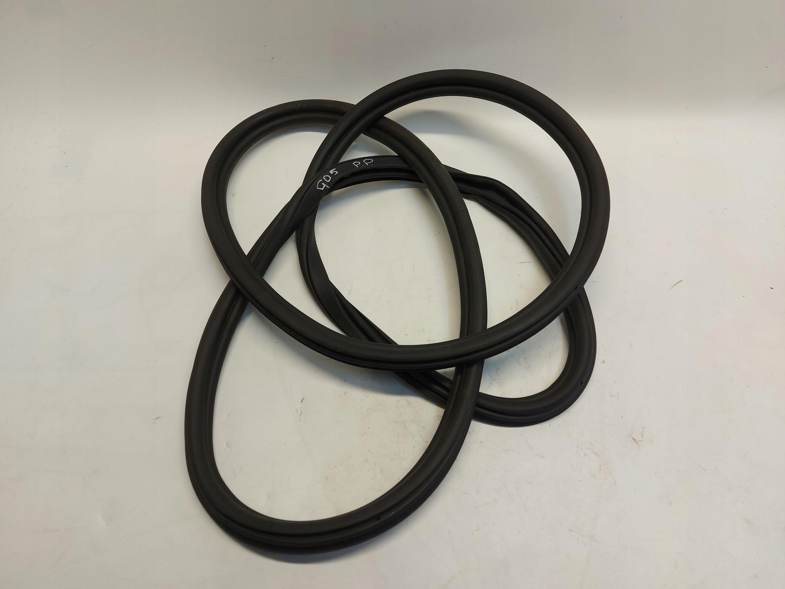 BMW G05 X5 3.0d 2019r gasket right front