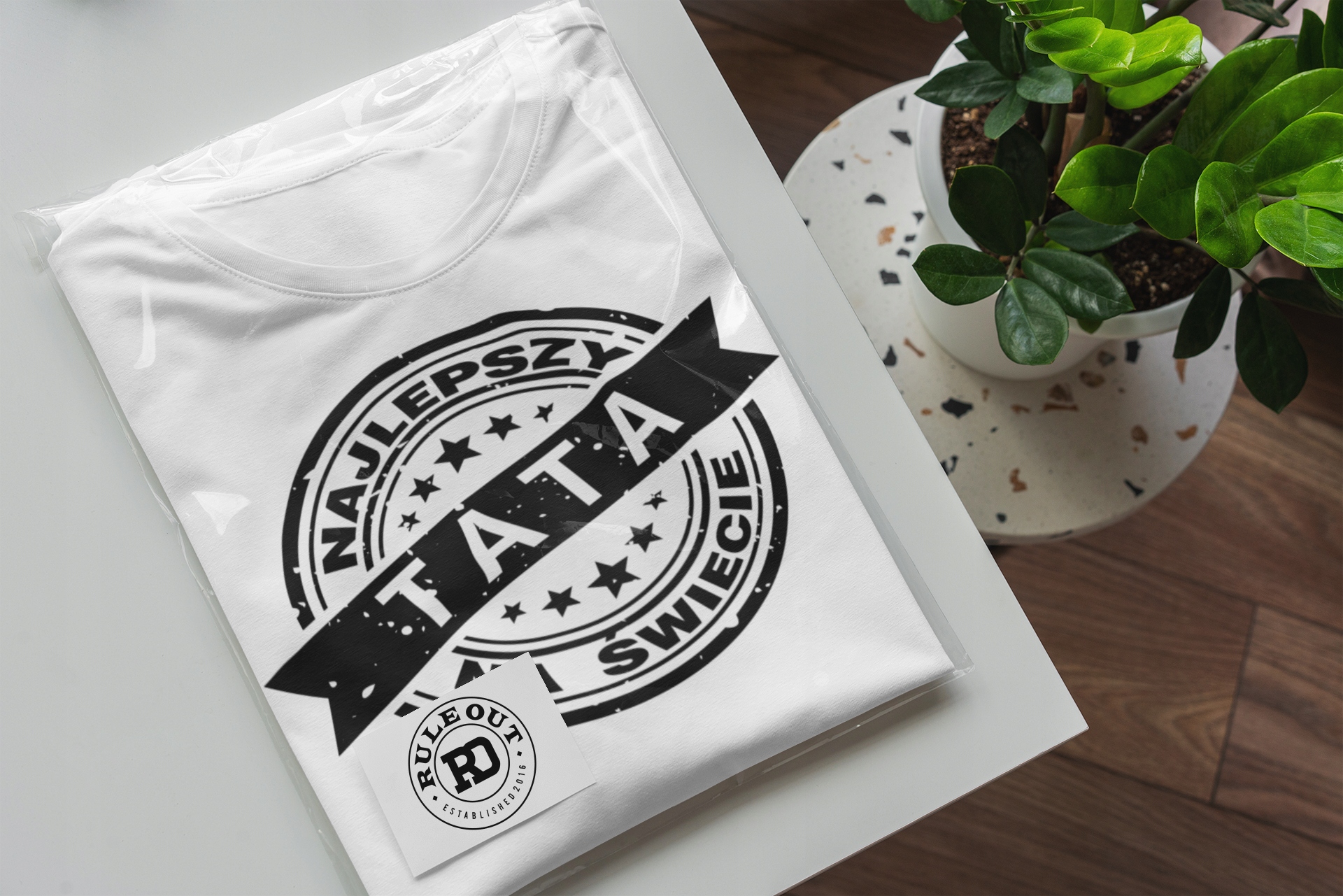 APÁK NAPI PÓLÓ APÁK NAPI AJÁNDÉK A VILÁG LEGJOBB APUKÁJA Szín fehér