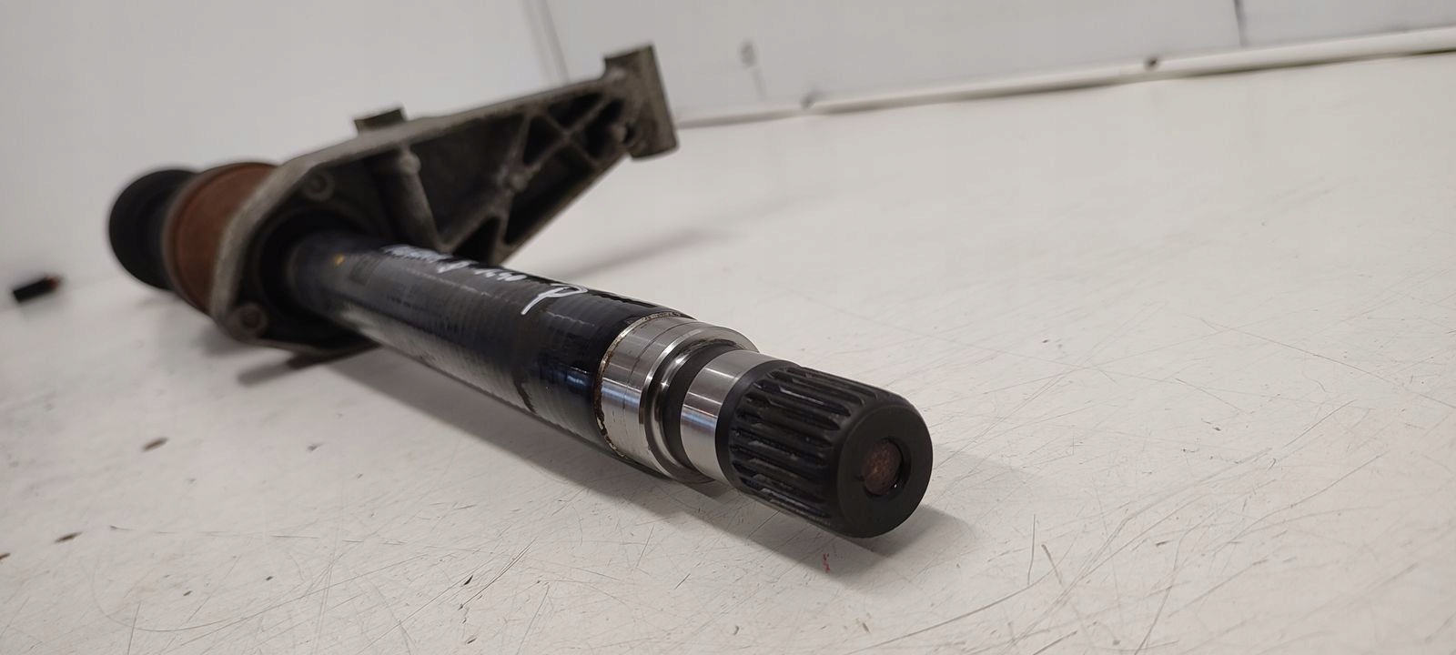 semi-axis right long Opel Meriva B 1,4 16V