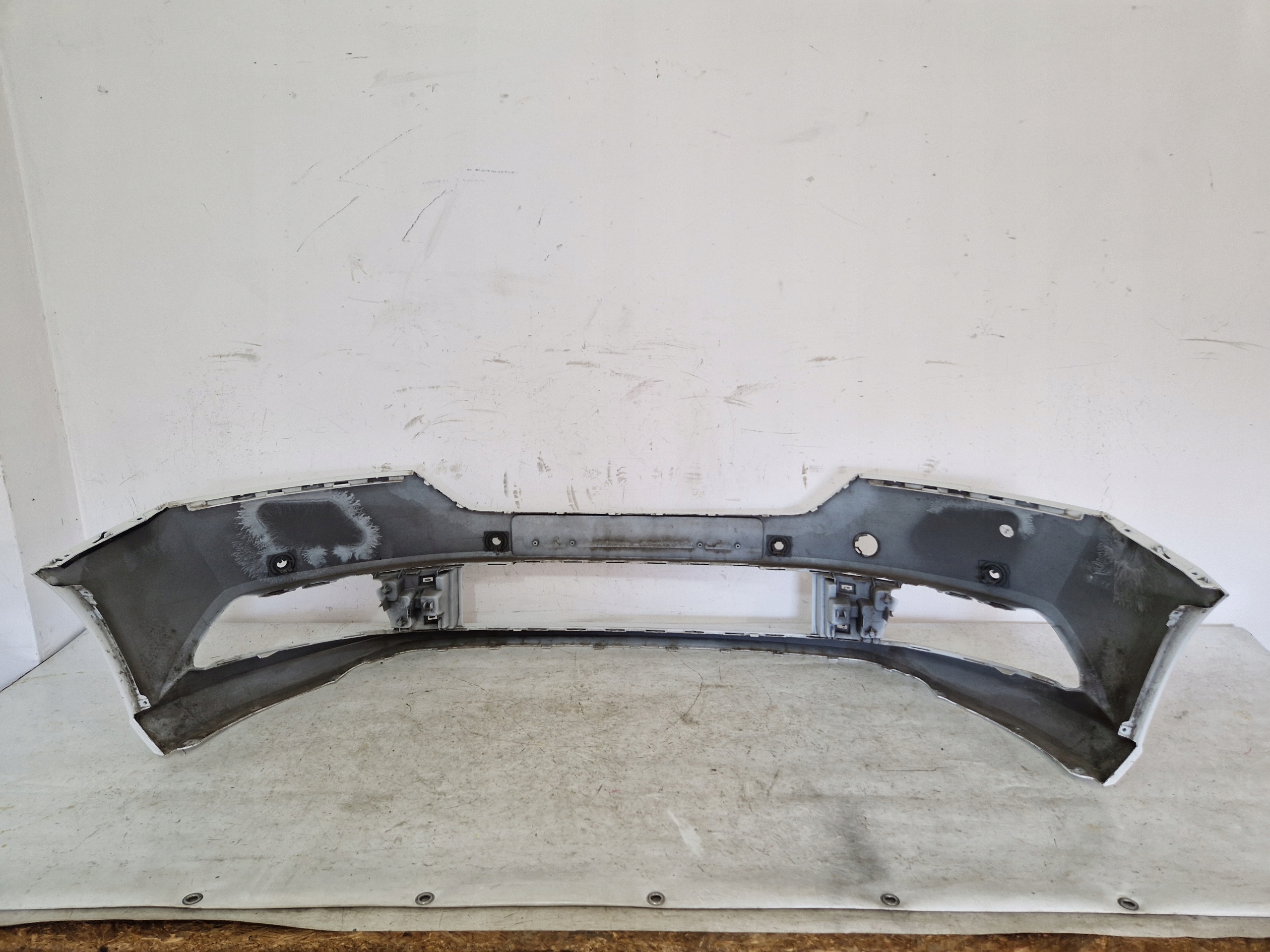 Skoda Fabia 3 III 6V bumper front front 14- 6V807221