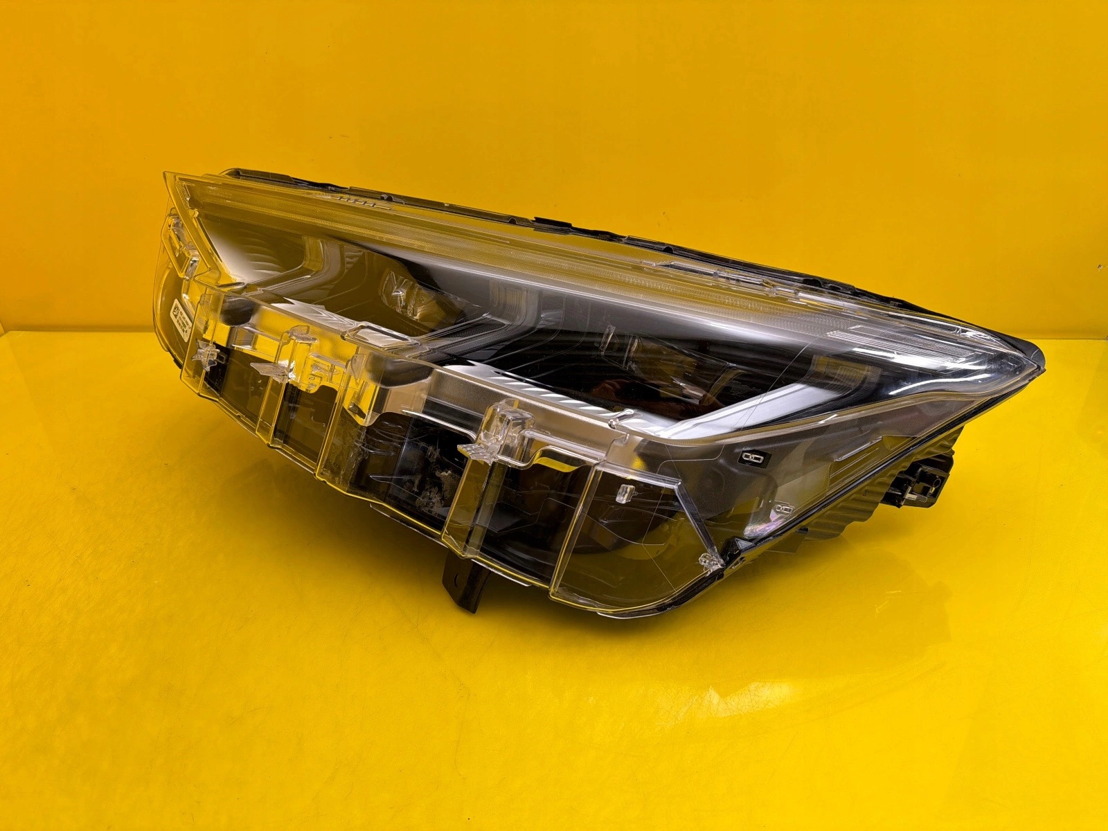 light left front Ford Mustang Mach-E Full Led LJ8B13E015EG