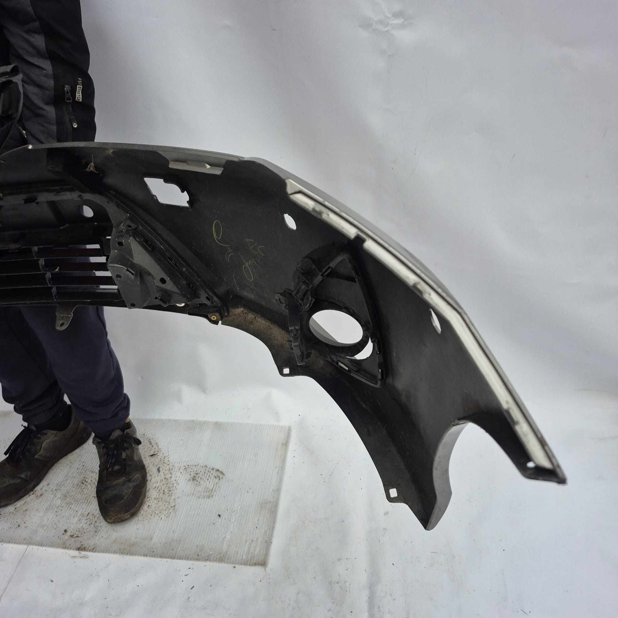 TOYOTA AURIS II 2 12-15 bumper front front PDC 52119-02A20