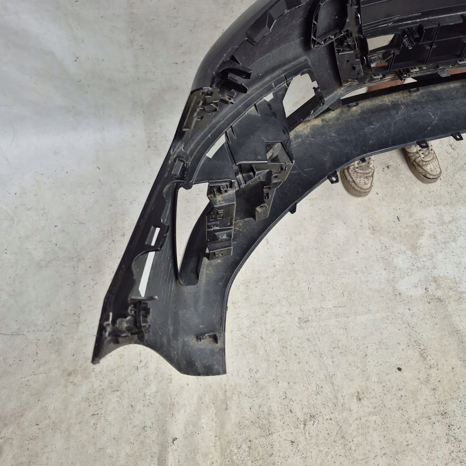 AUDI A4 B9 8W LIFT 19-24 bumper front front PDC