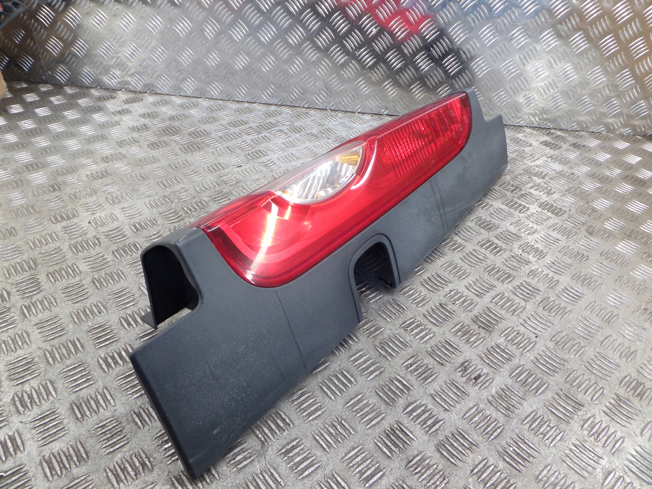 light rear right RENAULT TRAFIC II LIFT 06-14