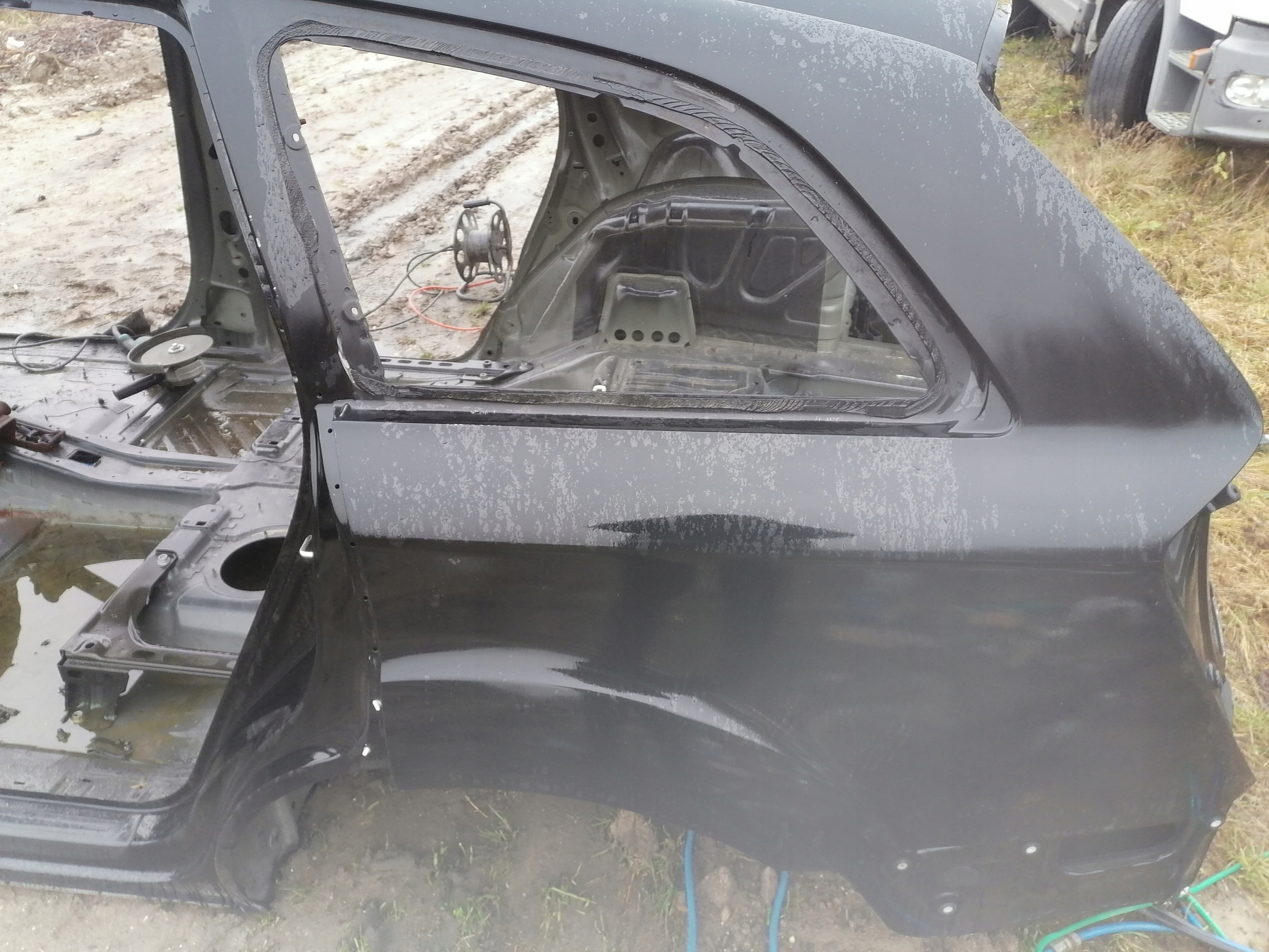 Четверть крыло лева левый зад. audi q7