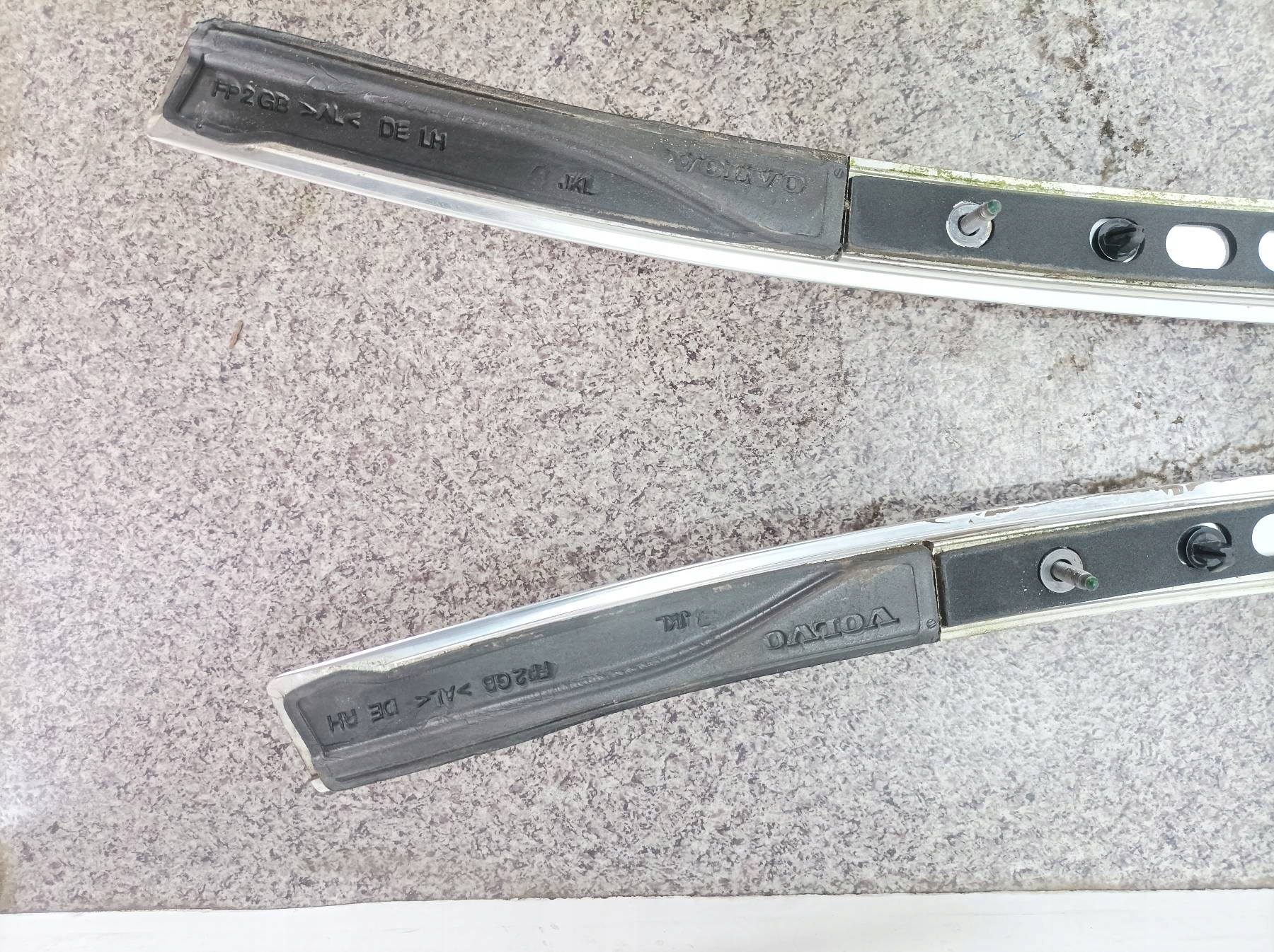 Dachreling dach KOMPLET R-DESING Volvo V60 und (2010- )
