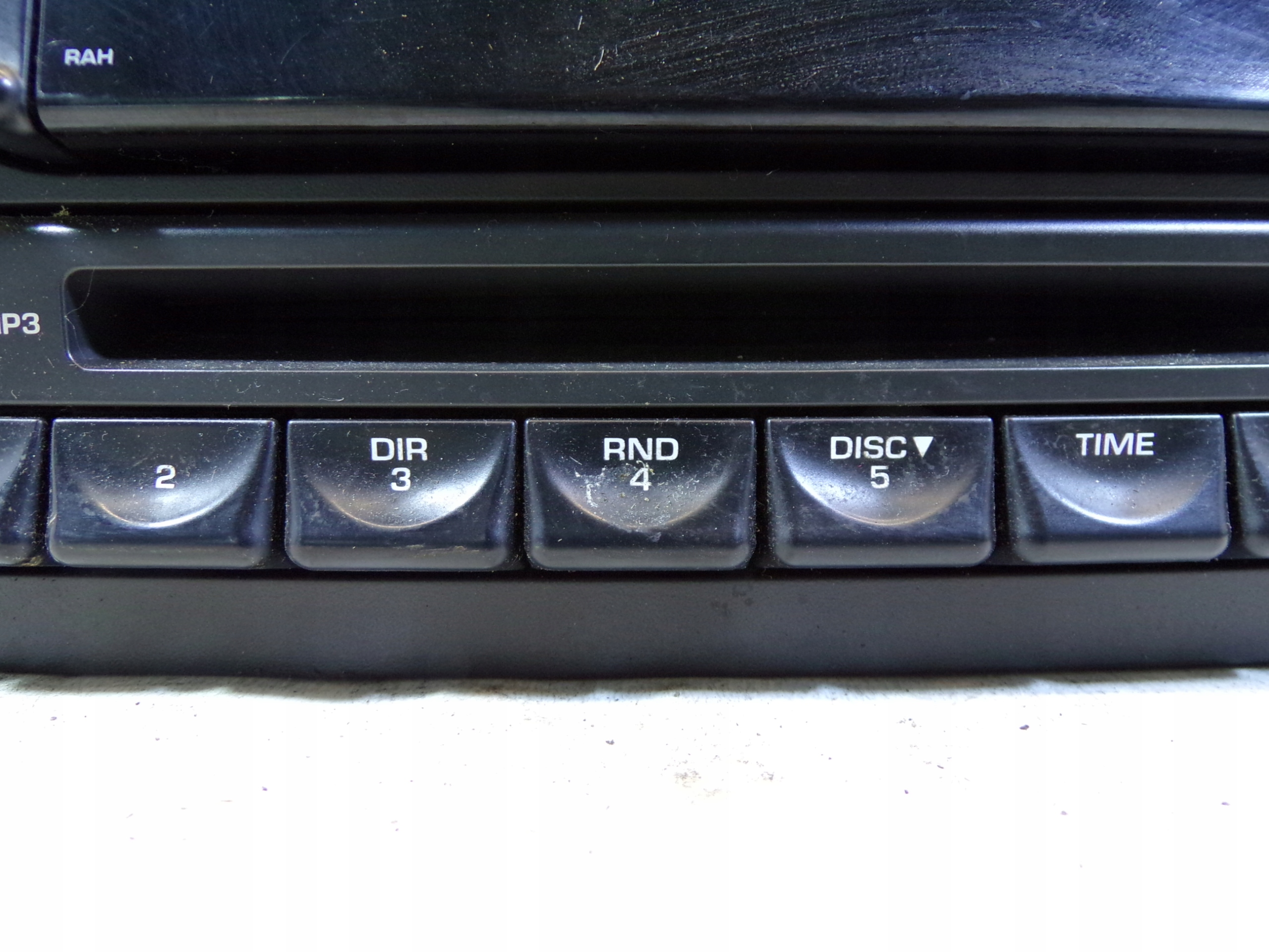 RADIO CD CHRYSLER PACYFICA PO5094564AA