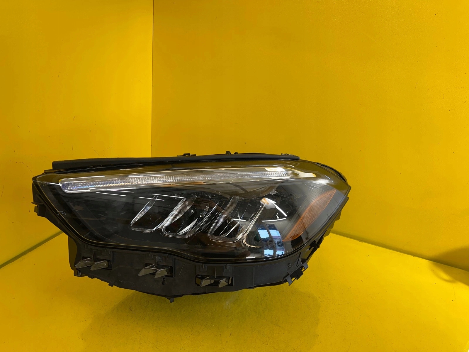 light left MERCEDES W247 PERFORMANCE A2479063904 USA
