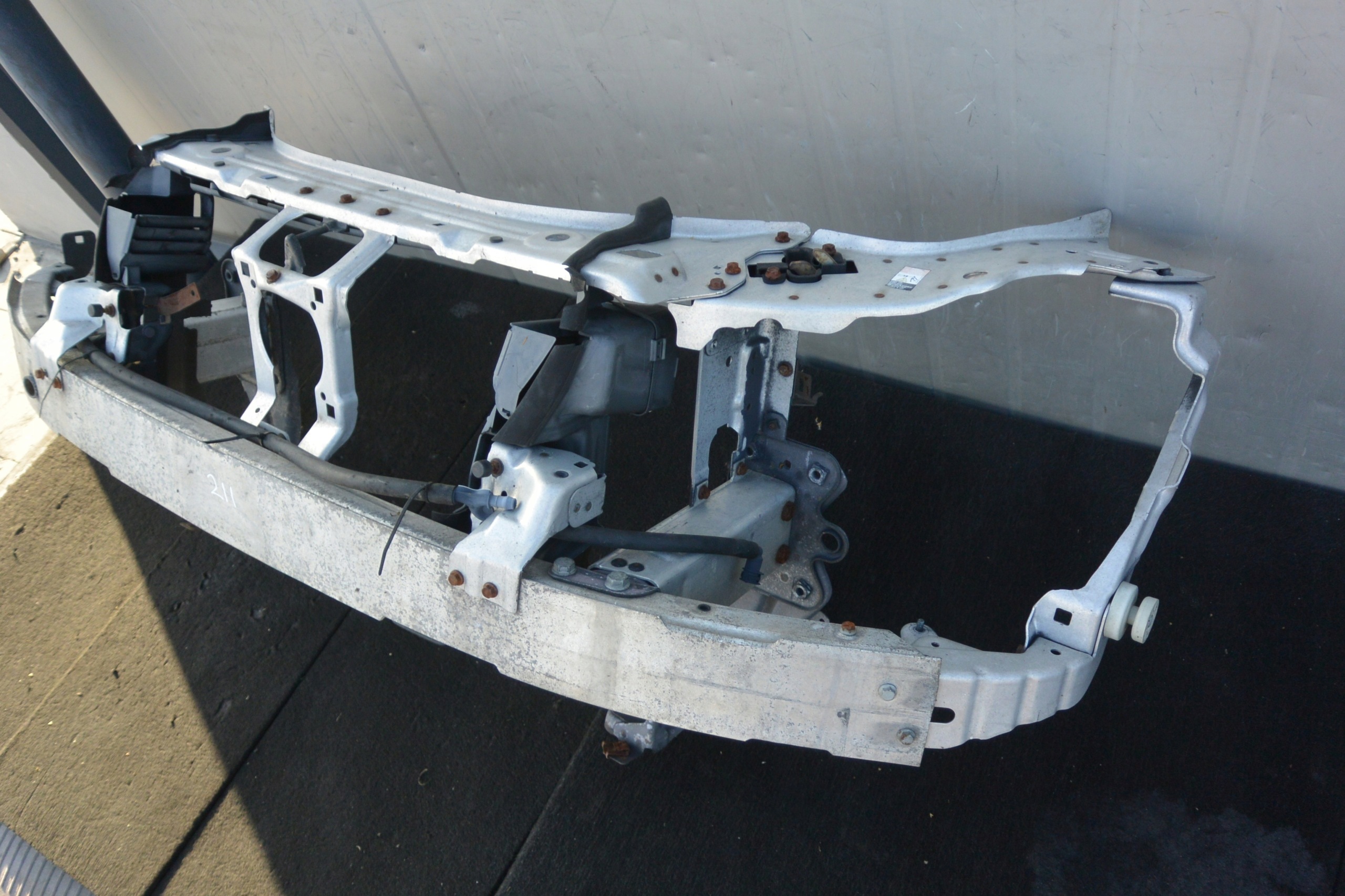 OKULAR left right sider front body wall MERCEDES-BENZ E-KLASA W211