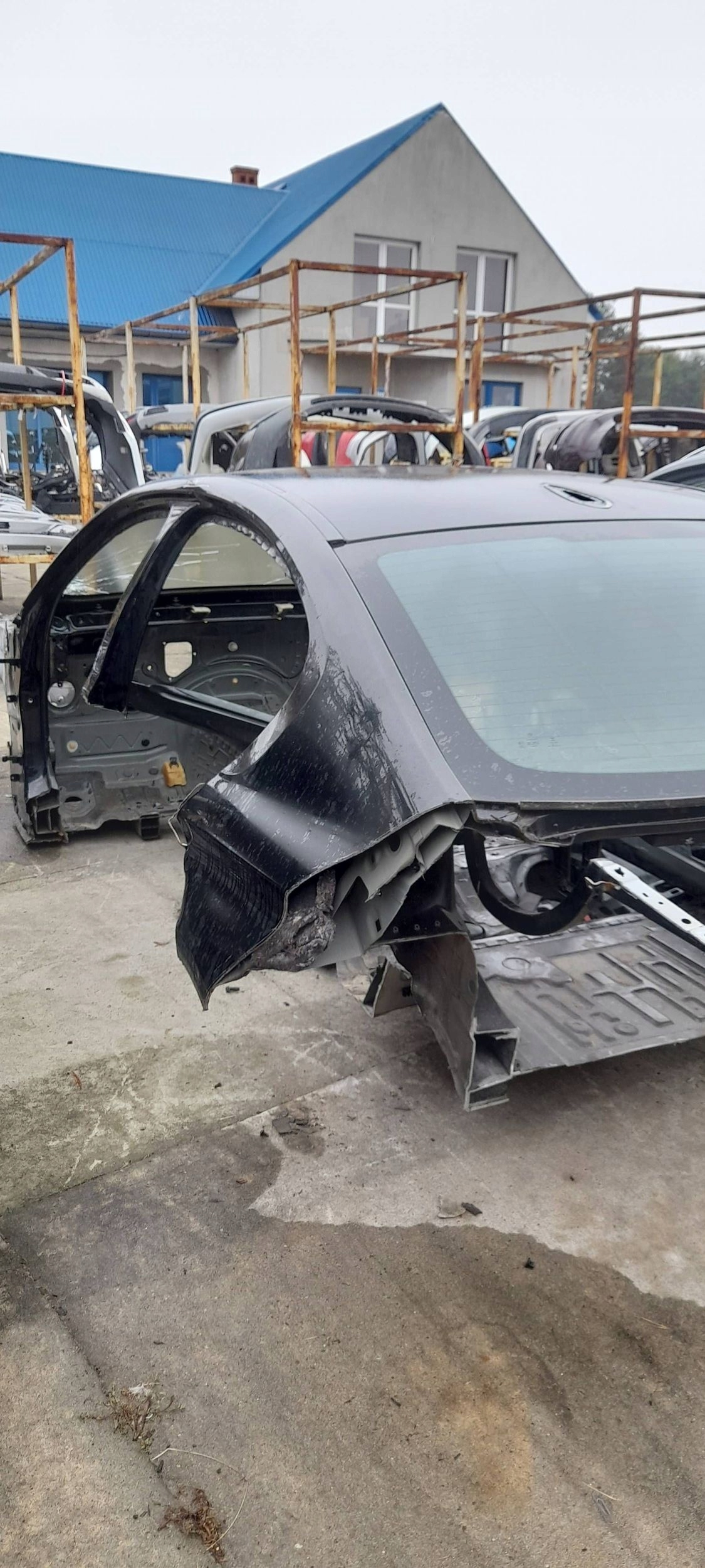 BMW 5 G30 G31 quarter front roof threshold