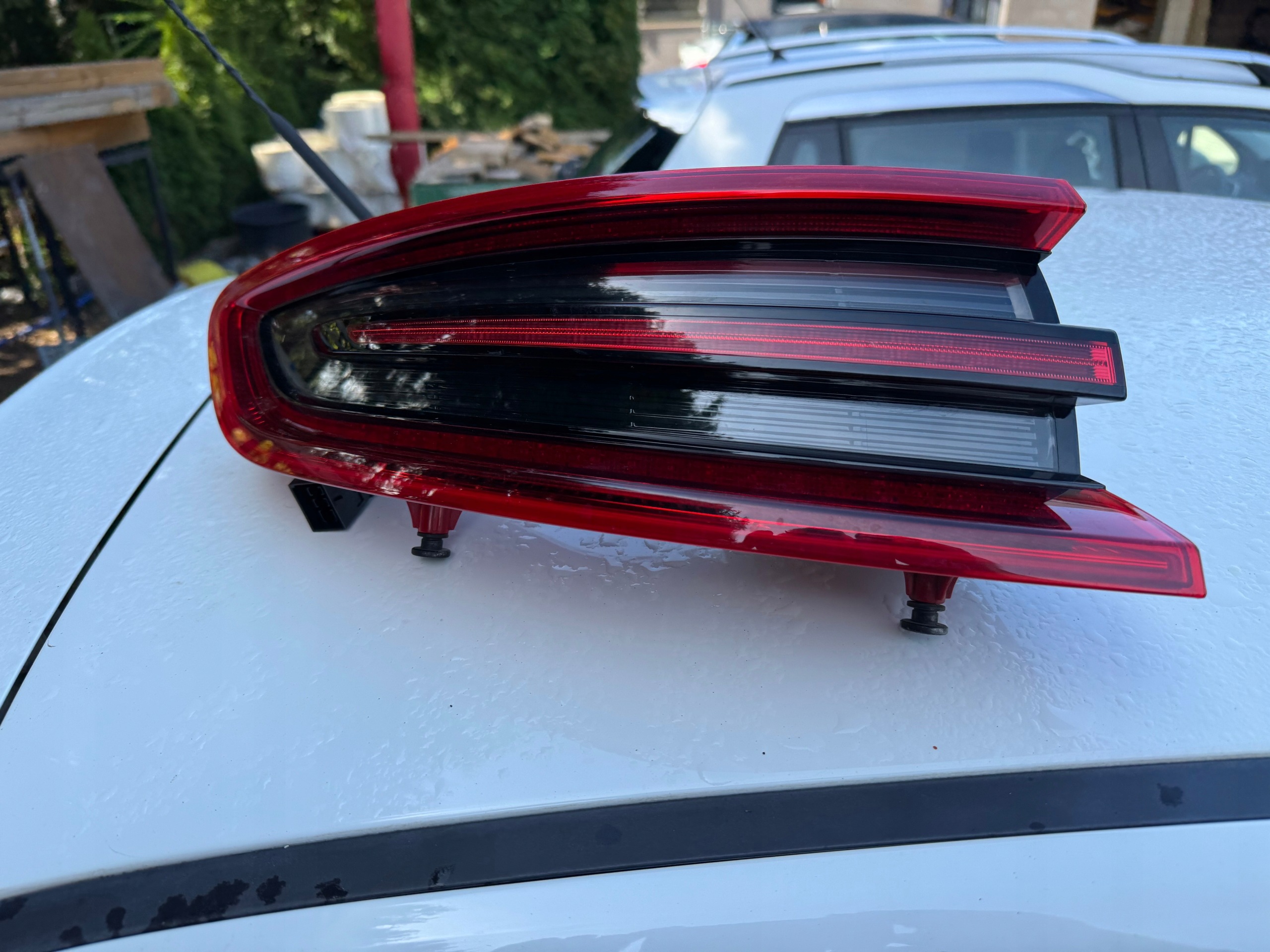 Porsche Macan light rear left 95B945095E idealna !