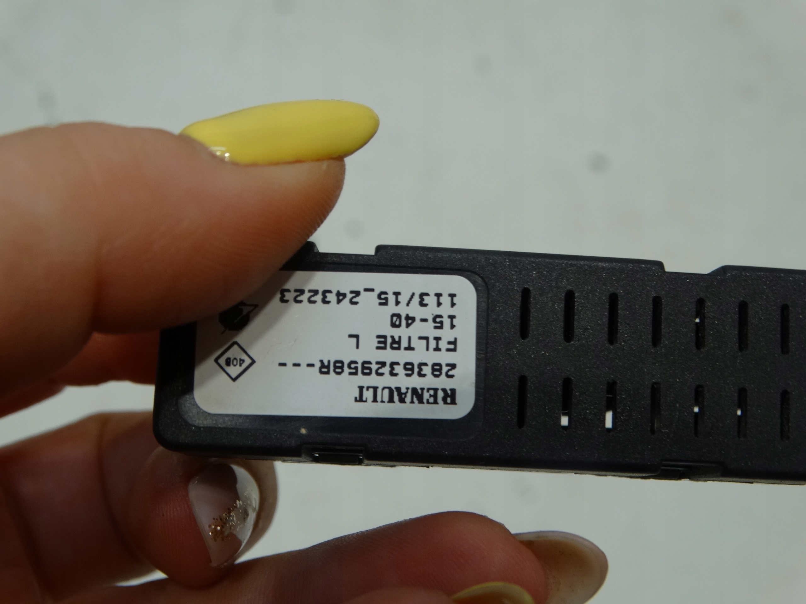 amplifier ANTENY RENAULT ESPACE V 283632958R