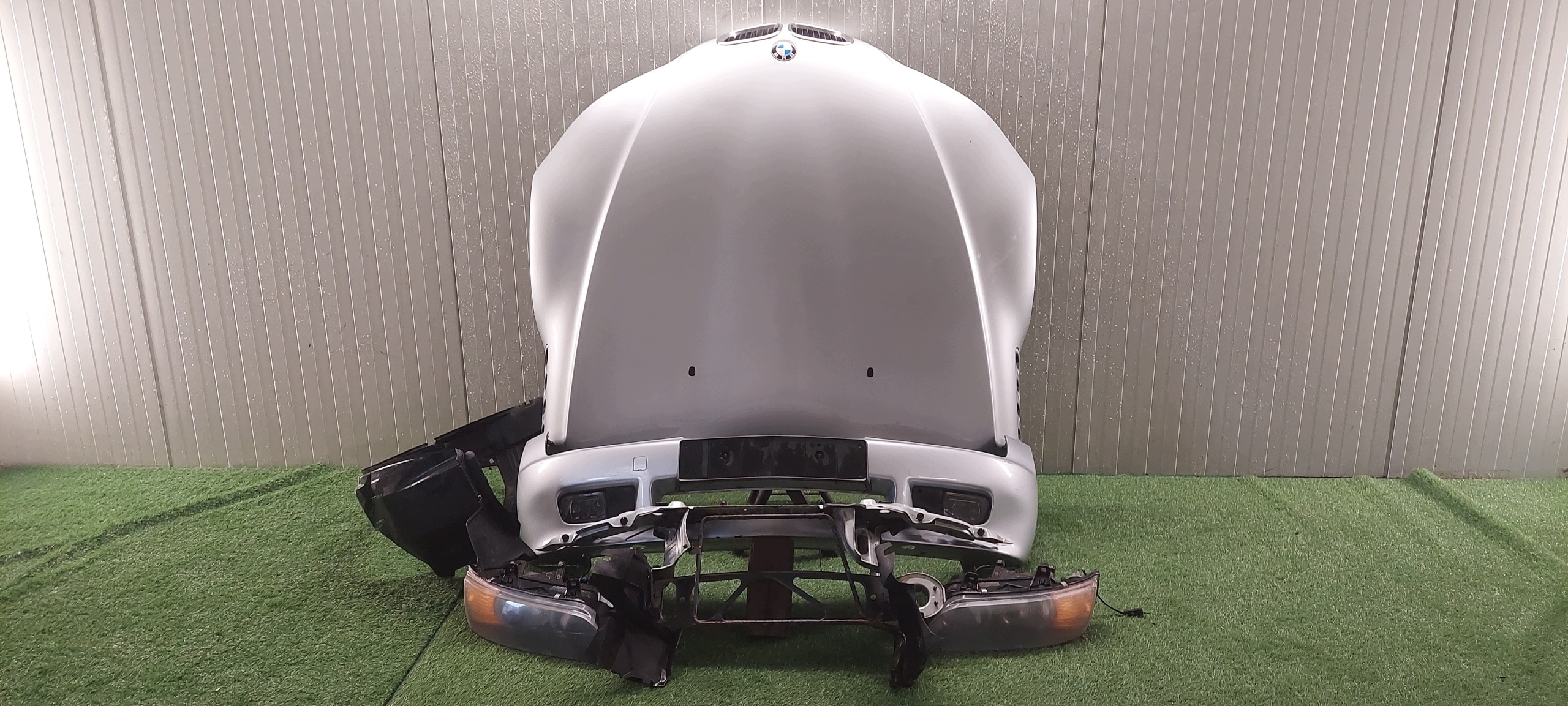 mudguard left front BMW Z3 8397685