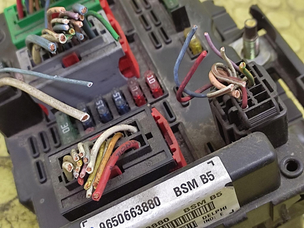PEUGEOT 307 module BSM 9650663880